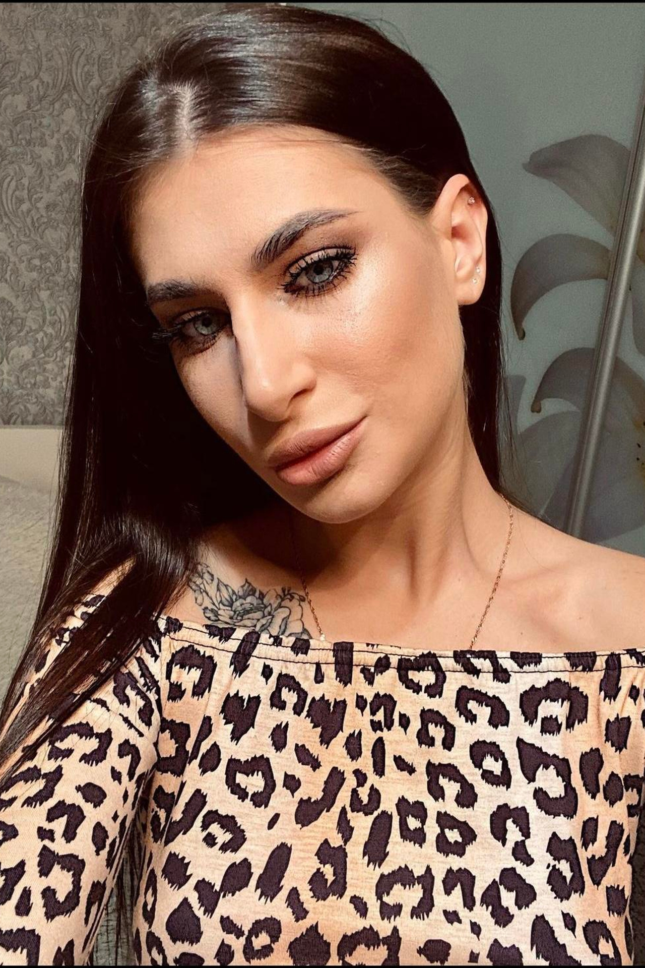 Модель для предметной съемки Елена 1-3 Н.Новгород | Sale Easy