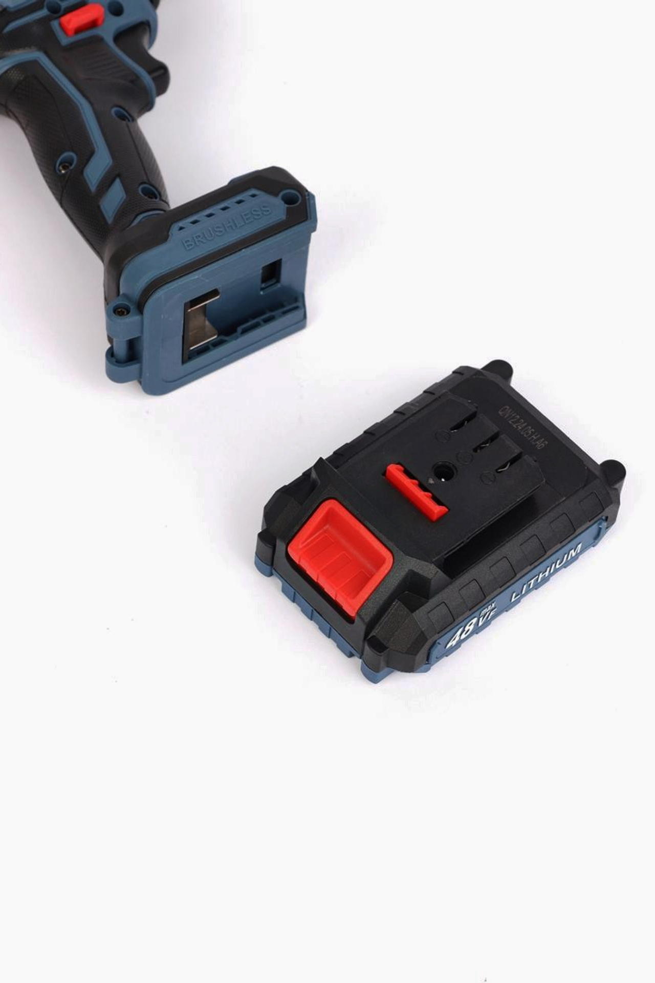 Предметная съемка техники, которая делает акцент на технологичных деталях.