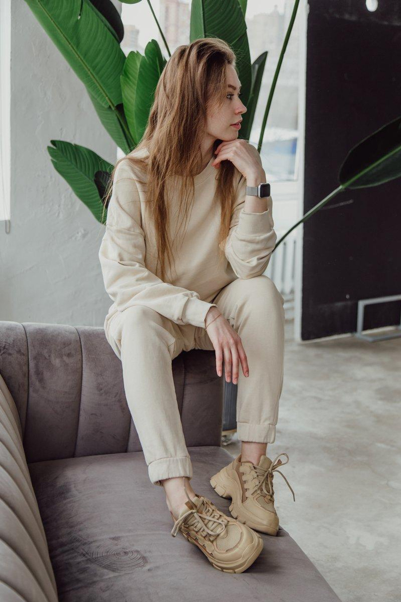 Модель для предметной съемки Полина В. Москва| Sale Easy