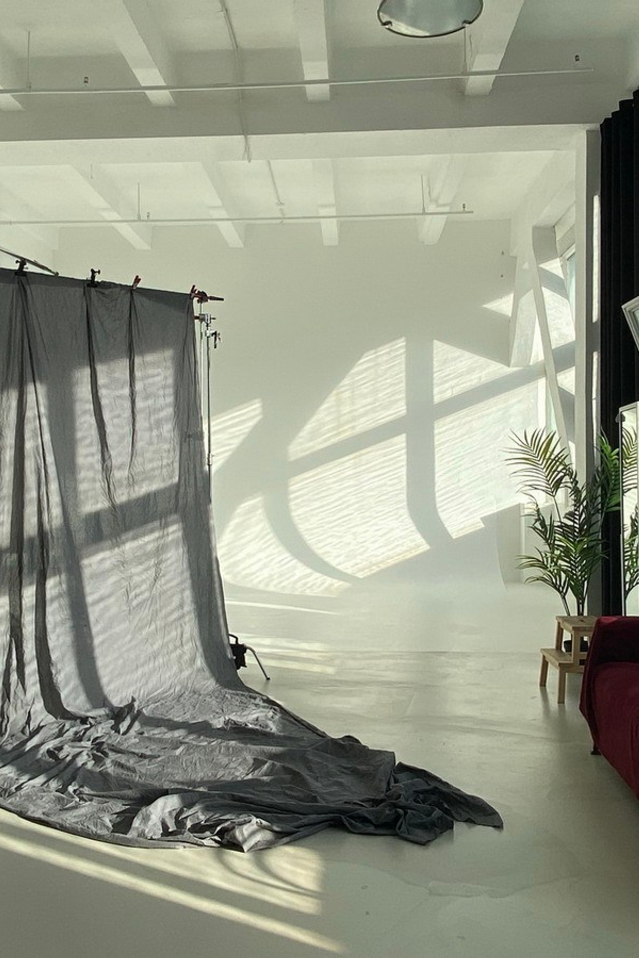 Студия Studio 512 Зал Светлый для предметной съемки Москва|Sale Easy