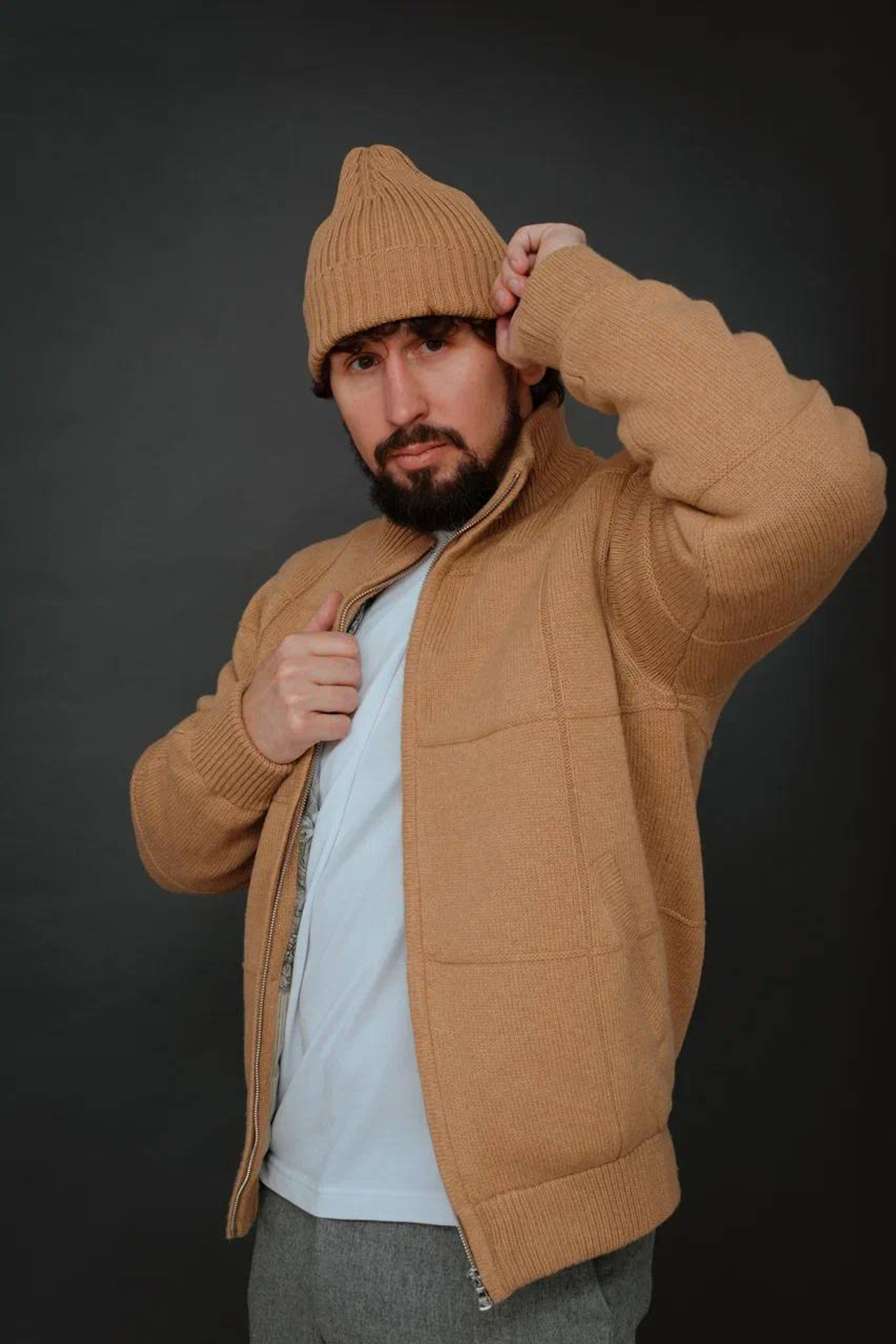 Модель для съемки для интернет магазинов Павел Москва | Sale Easy