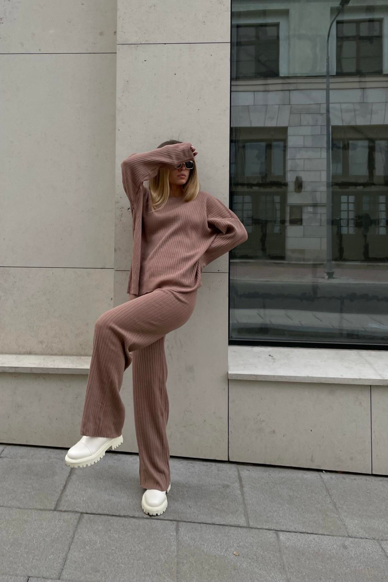 Модель для предметной съемки Анна Е. Москва| Sale Easy