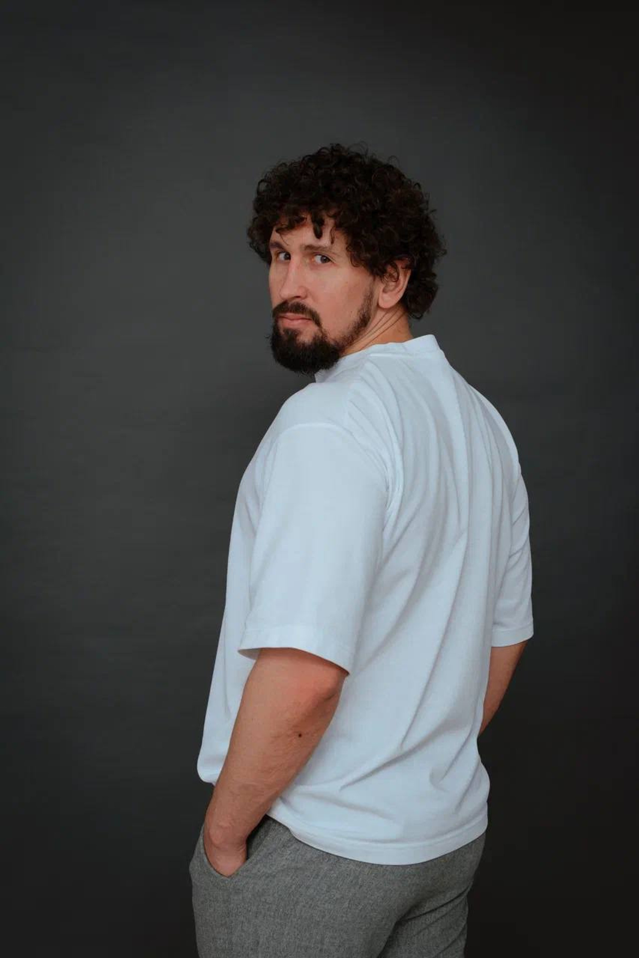 Модель для съемки для интернет магазинов Павел Москва | Sale Easy