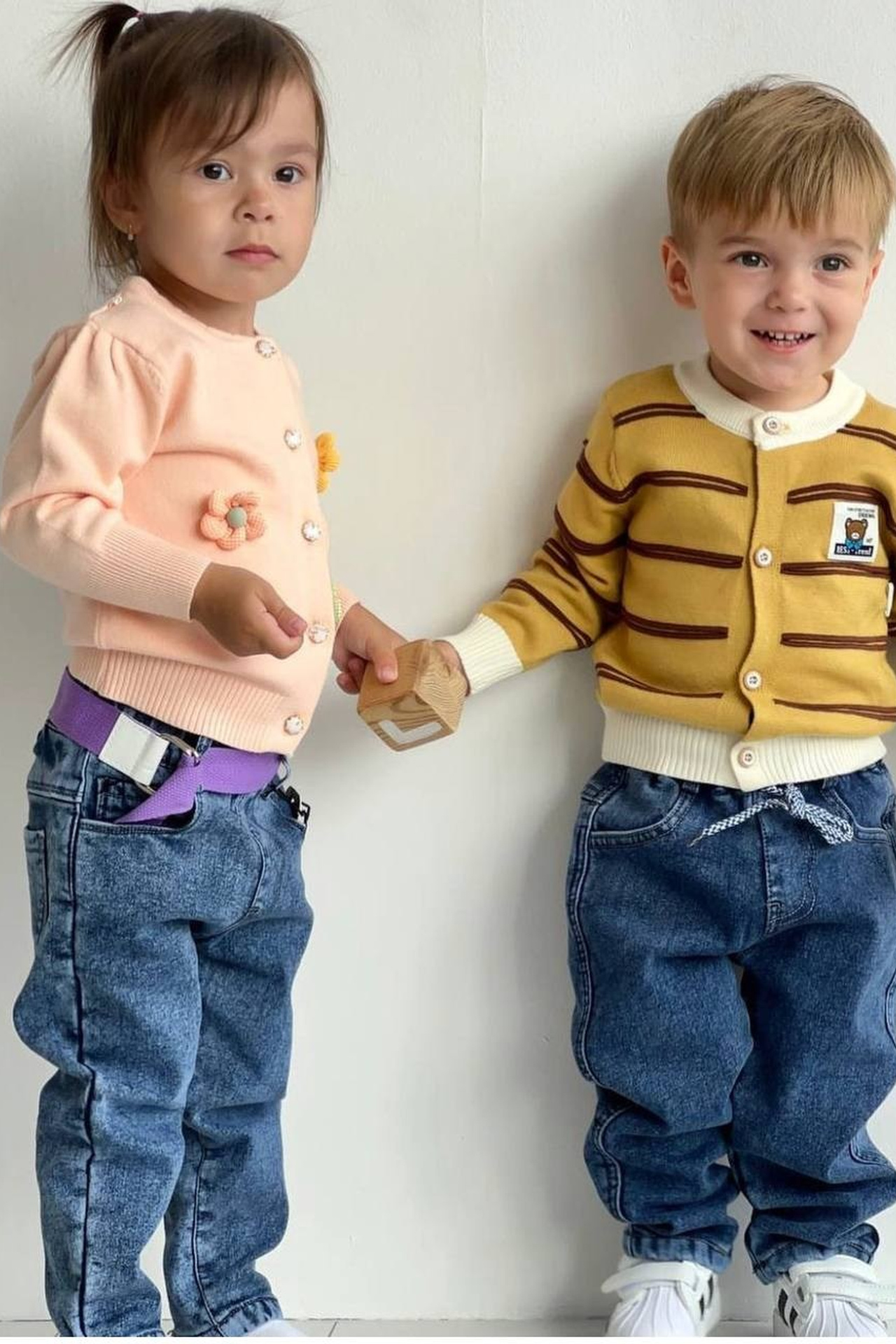 Модель девочка для предметной съемки Ариана А. Казань| Sale Easy