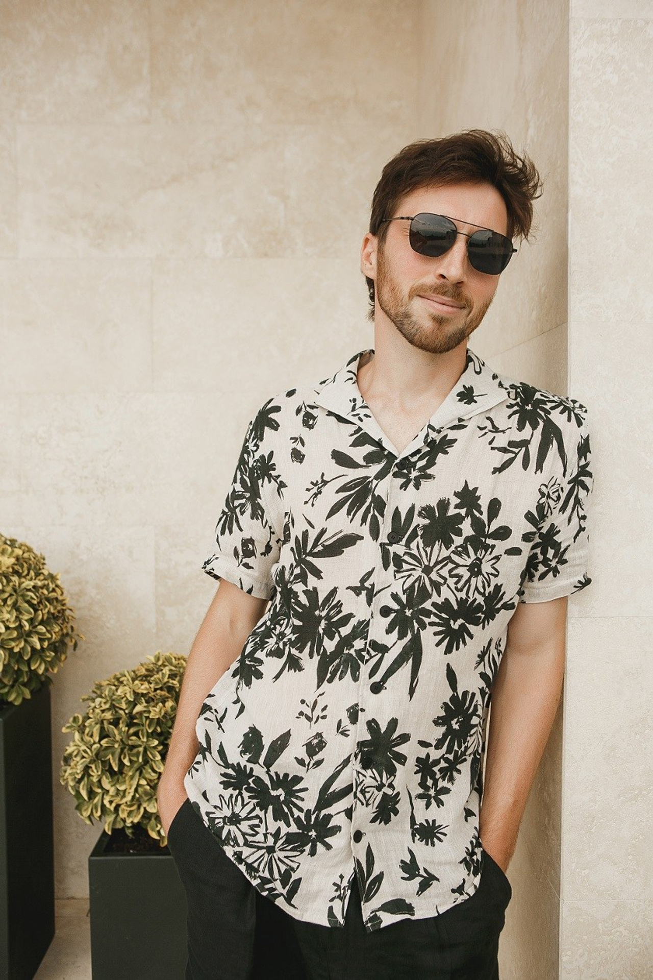 Модель для предметной съемки  Вячеслав А Сочи| Sale Easy