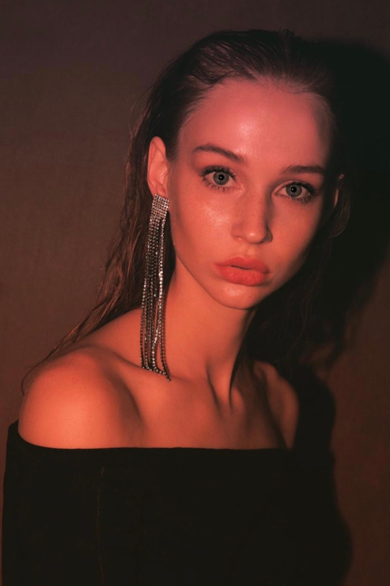 Модель для предметной съемки  Алекс Б Сочи| Sale Easy