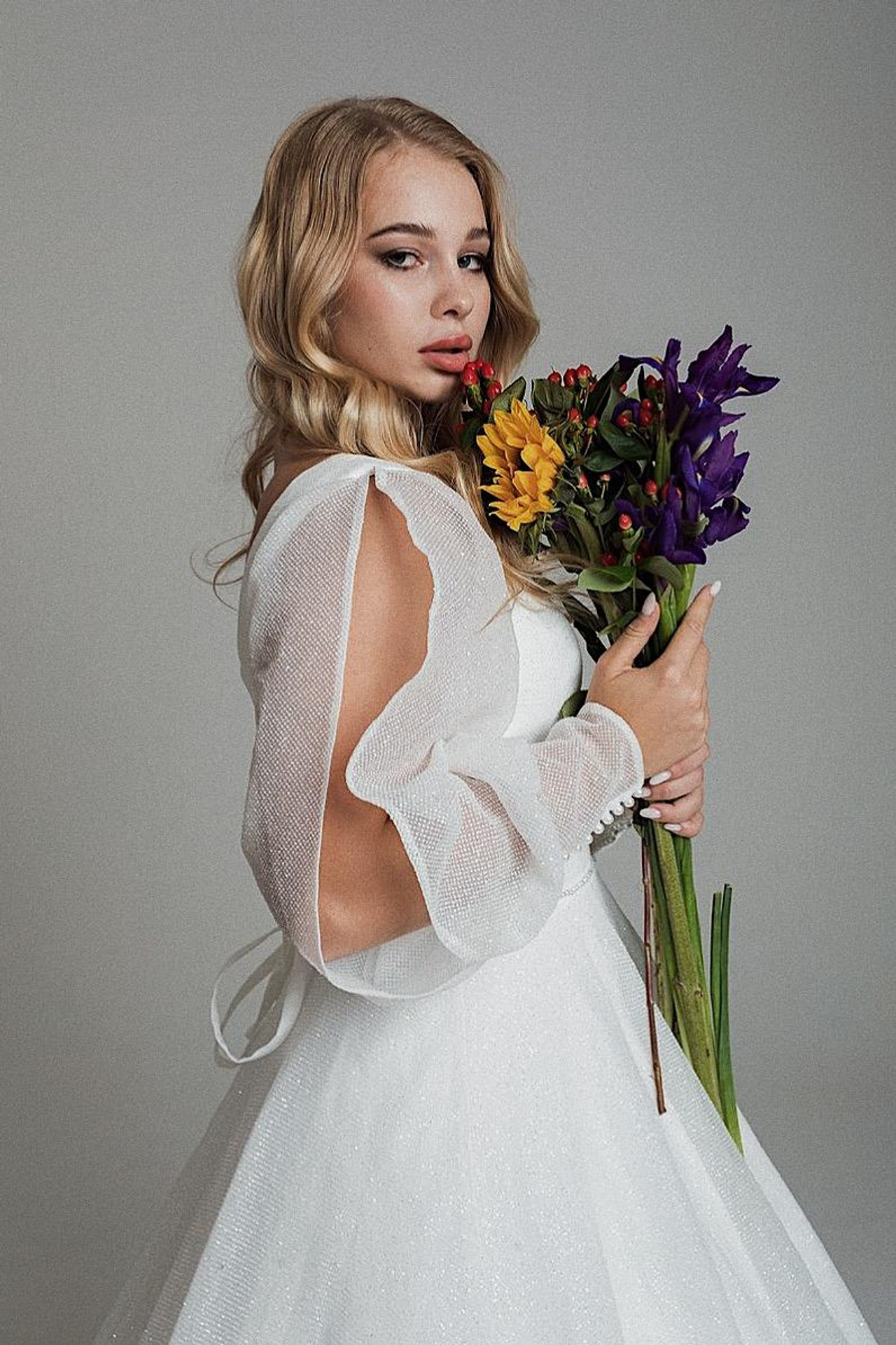 Модель для предметной съемки Мария В С-Петербург | Sale Easy