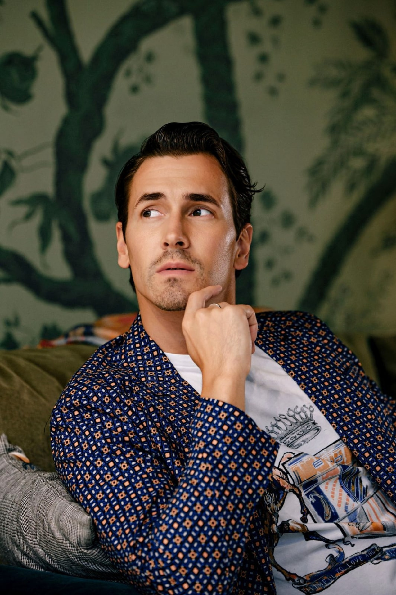 Модель для предметной съемки Камиль АА Москва | Sale Easy