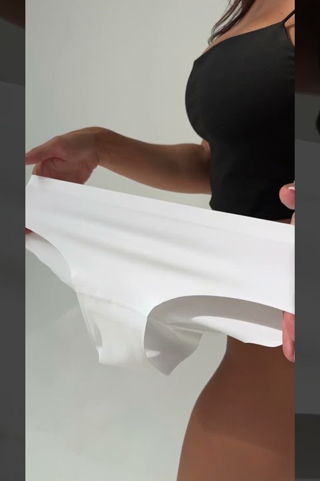 Портфолио видеосъемка одежды для маркетплейсов | Sale Easy