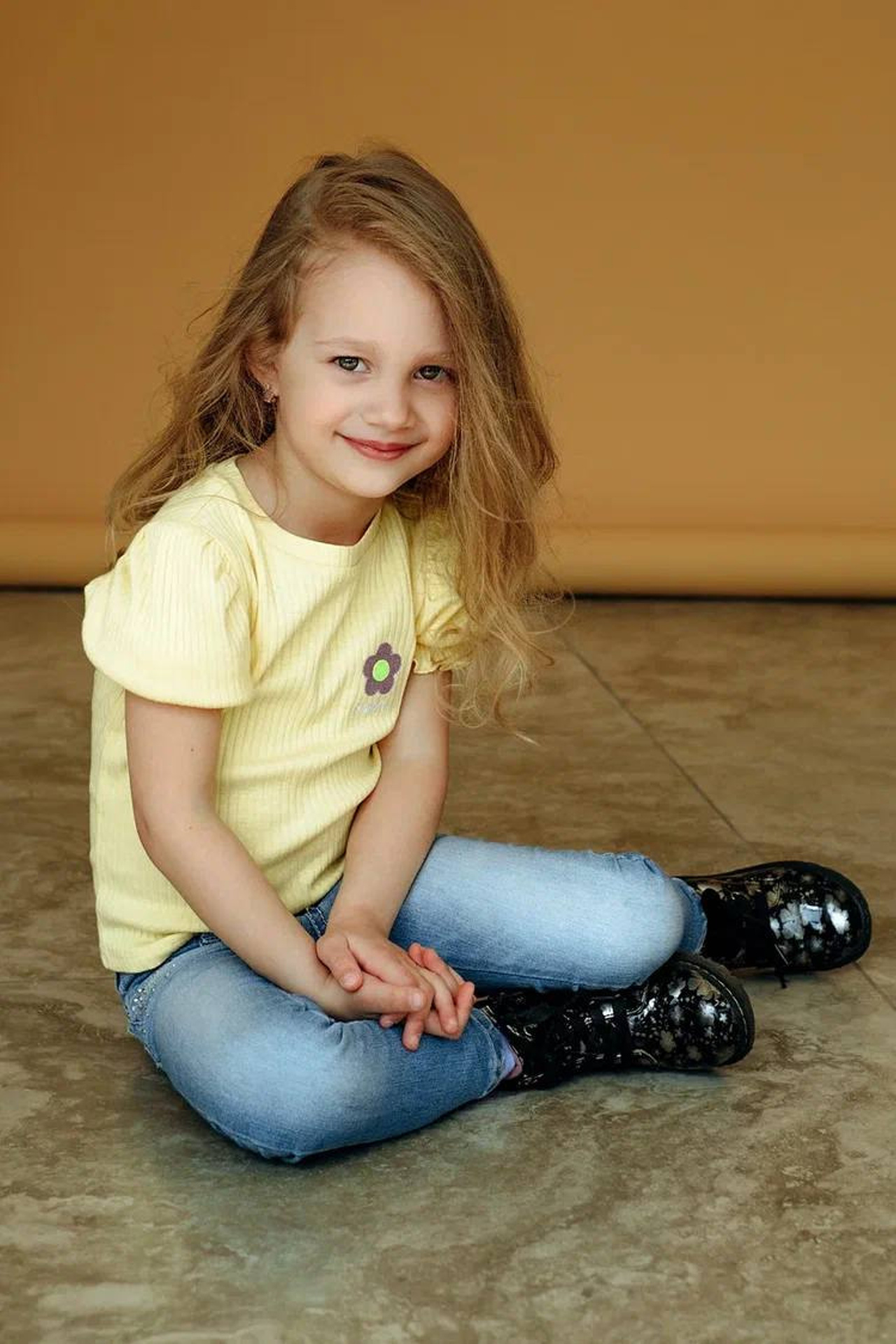 Модели дети для предметной съемки Василиса Москва | Sale Easy