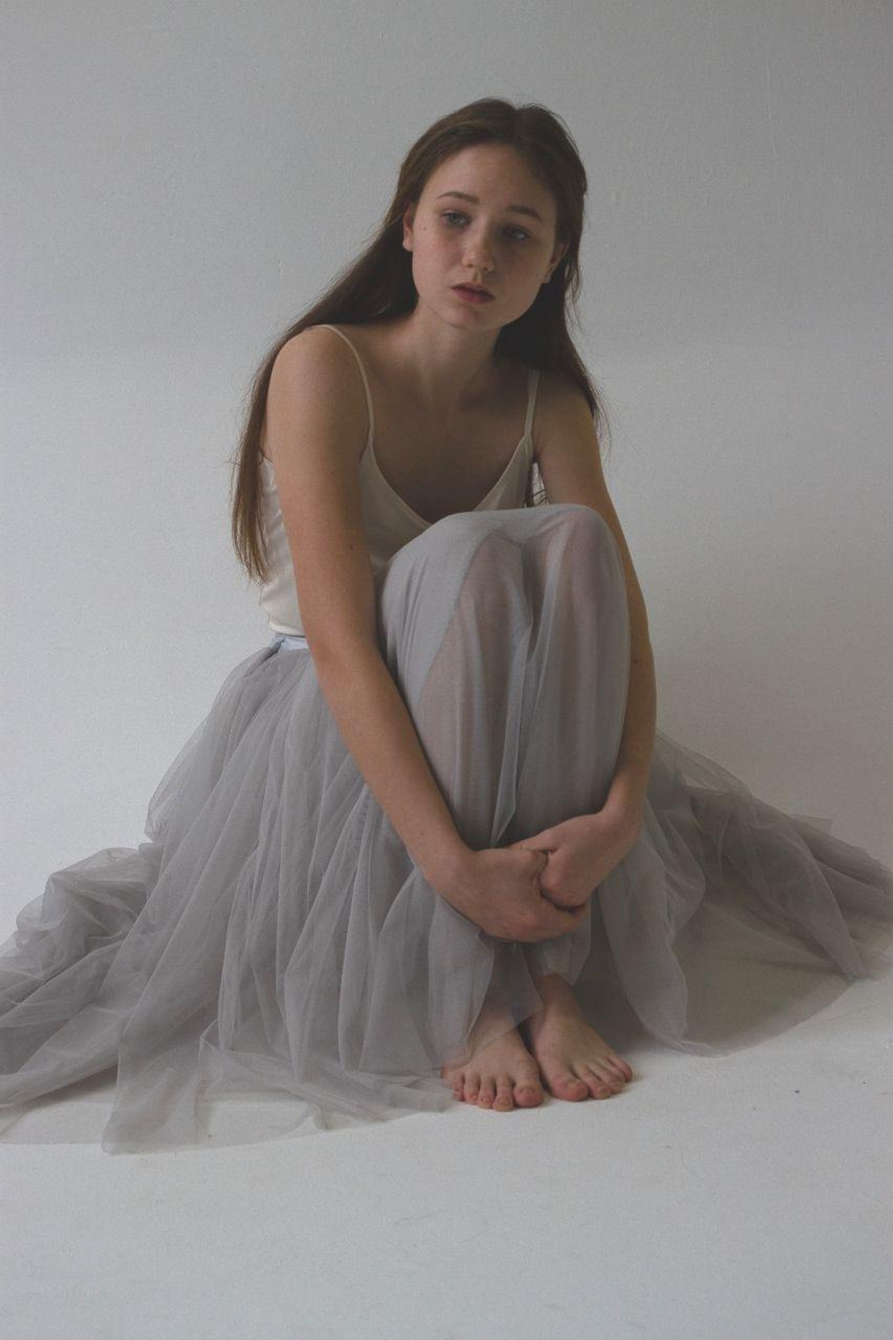 Модель для предметной съемки Диана Казань| Sale Easy