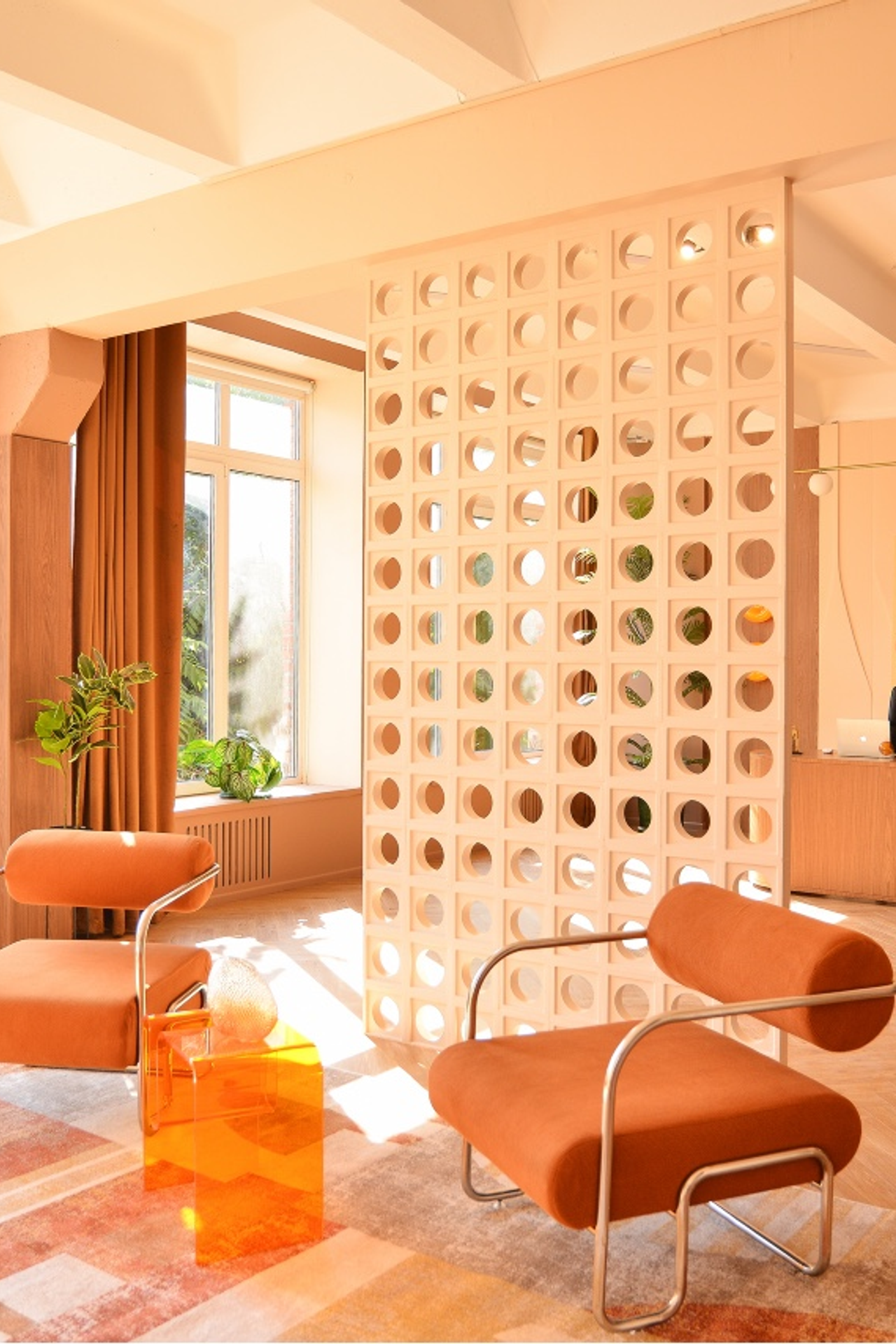 Студия для предметной съемки CROSS — Room 201 Москва | Sale Easy