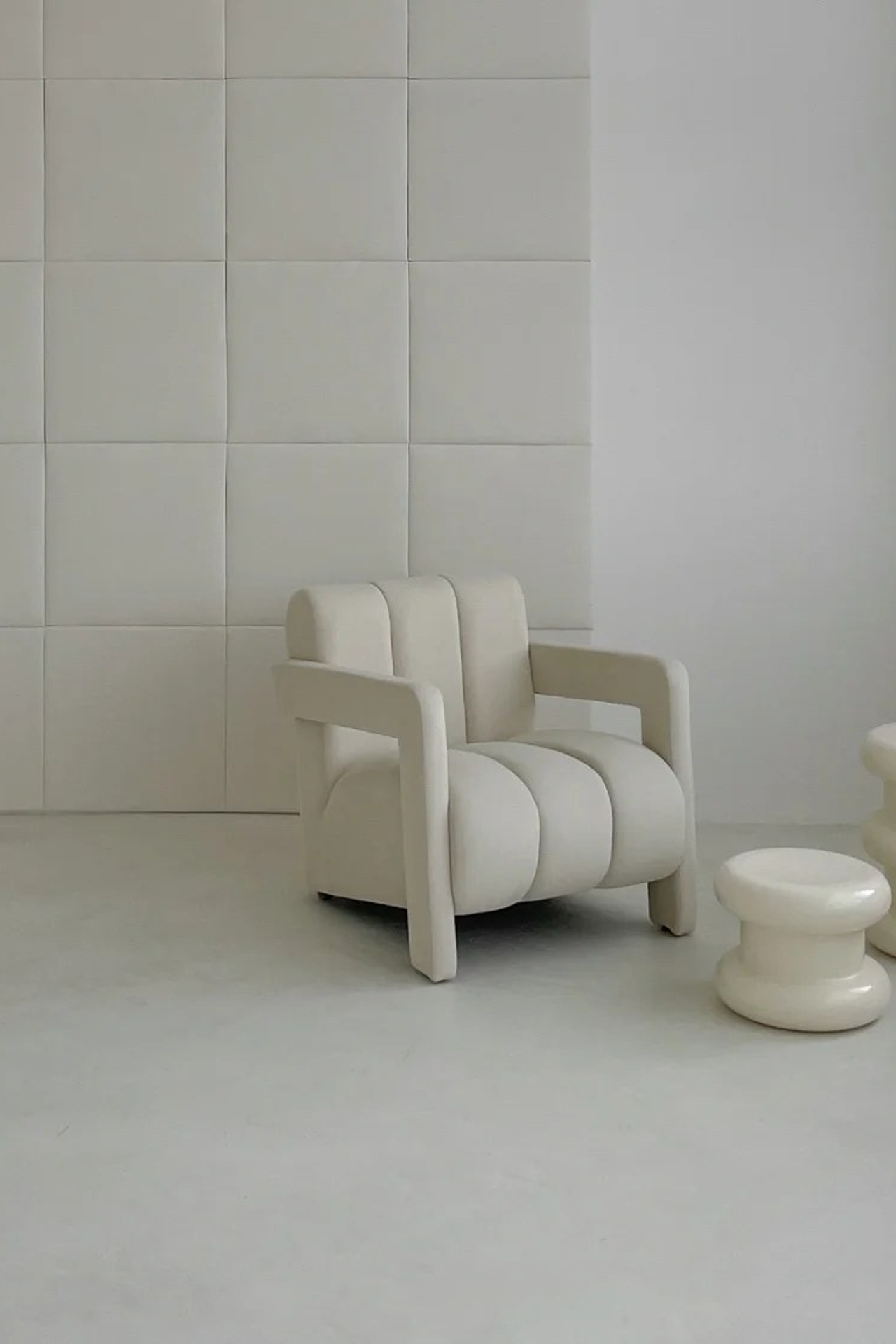 Студия Base — Зал CLOUD для предметной съемки Москва|Sale Easy