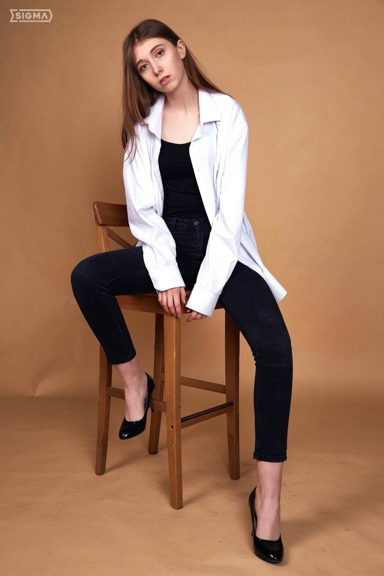 Модель для предметной съемки Виктория id 25 151 НН|Sale Easy