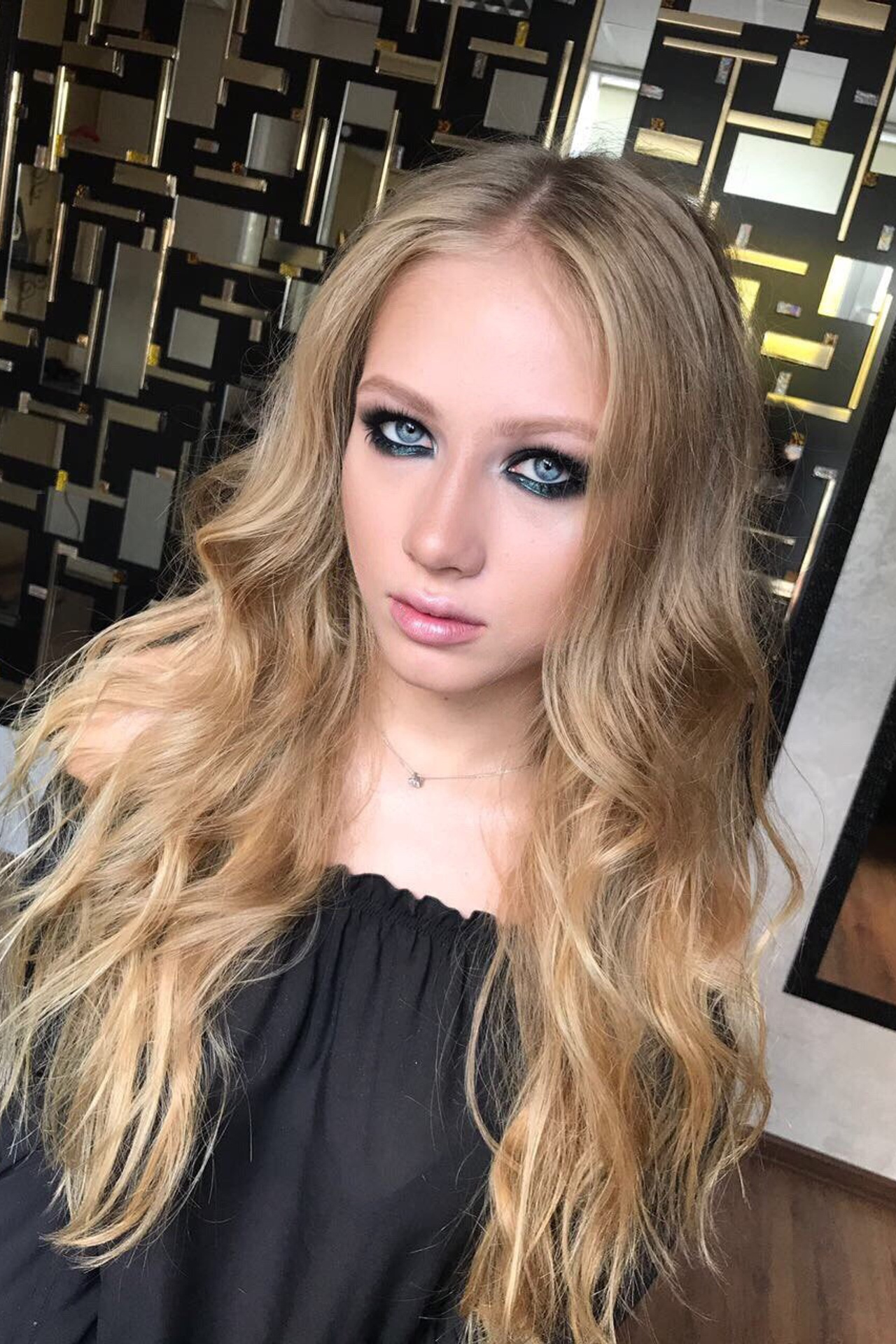 Модель для предметной съемки Мария Р Н.Новгород | Sale Easy