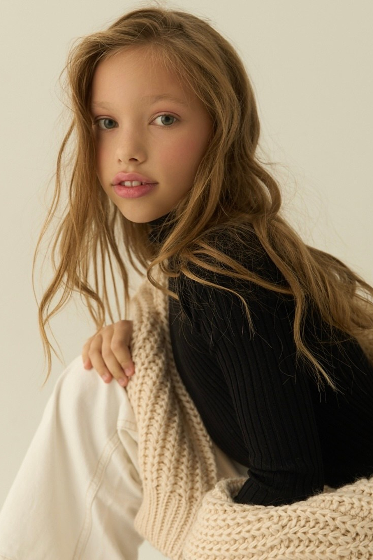 Модели дети для предметной съемки Анжелика Г. Москва | Sale Easy