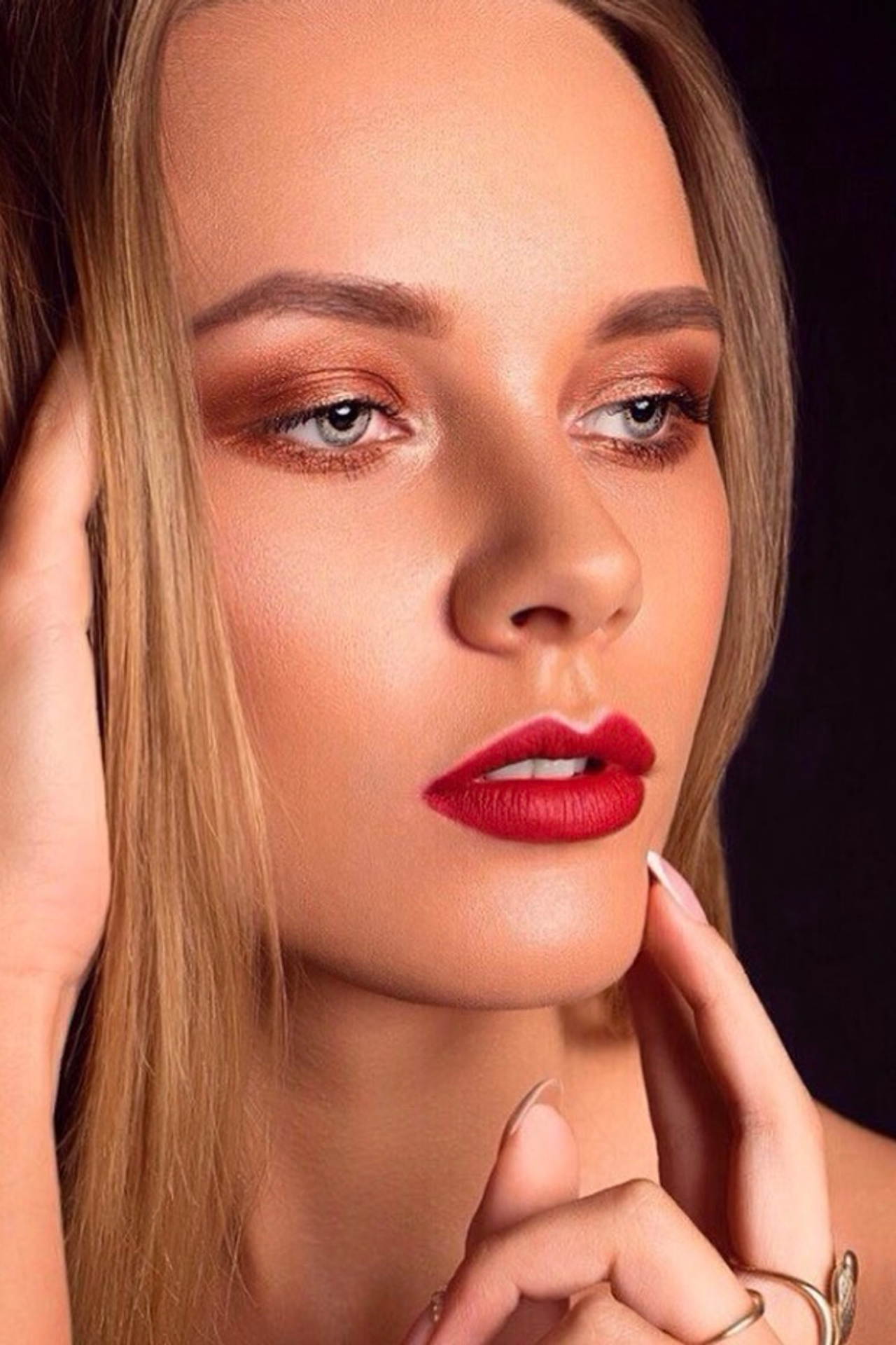 Модель для предметной съемки Карина А. Москва| Sale Easy