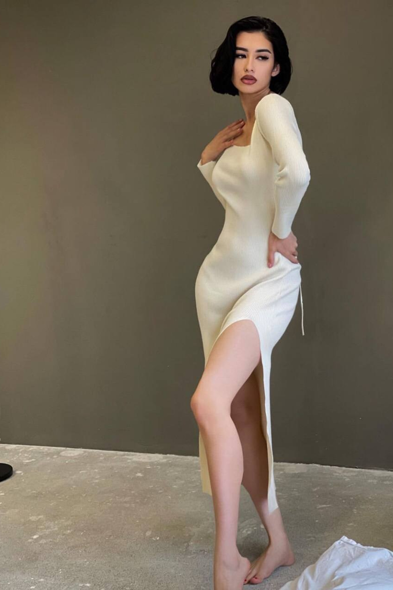 Модель для предметной съемки Айдана Казань| Sale Easy