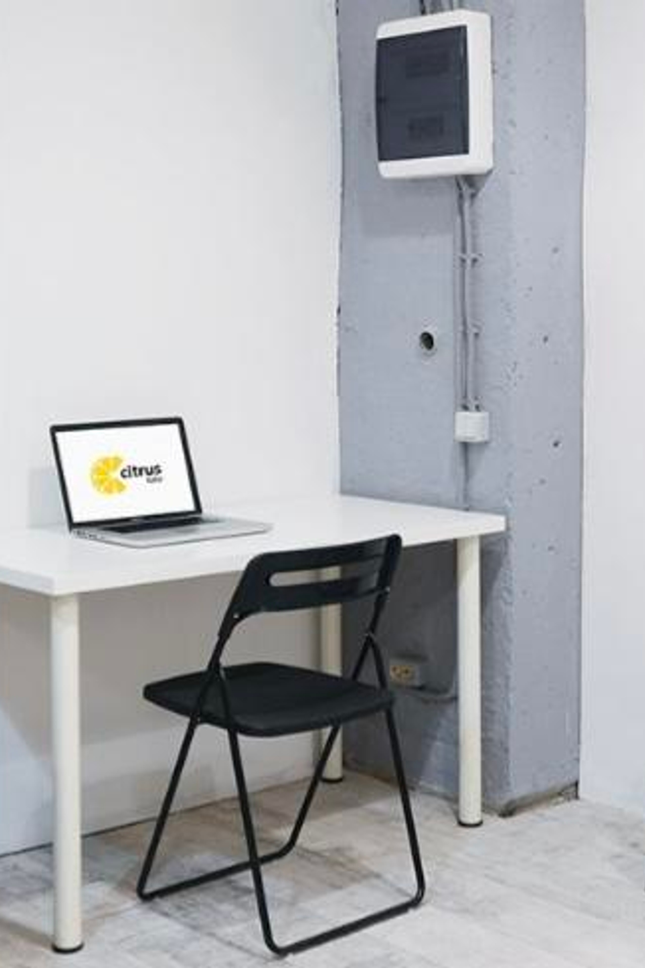 Студия Циклорама Сitrus зал 47 для предметной съемки Москва | Sale Eas