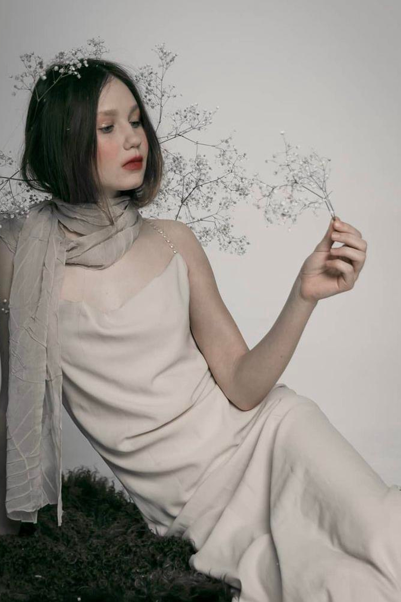 Модель для предметной съемки Диана Казань| Sale Easy