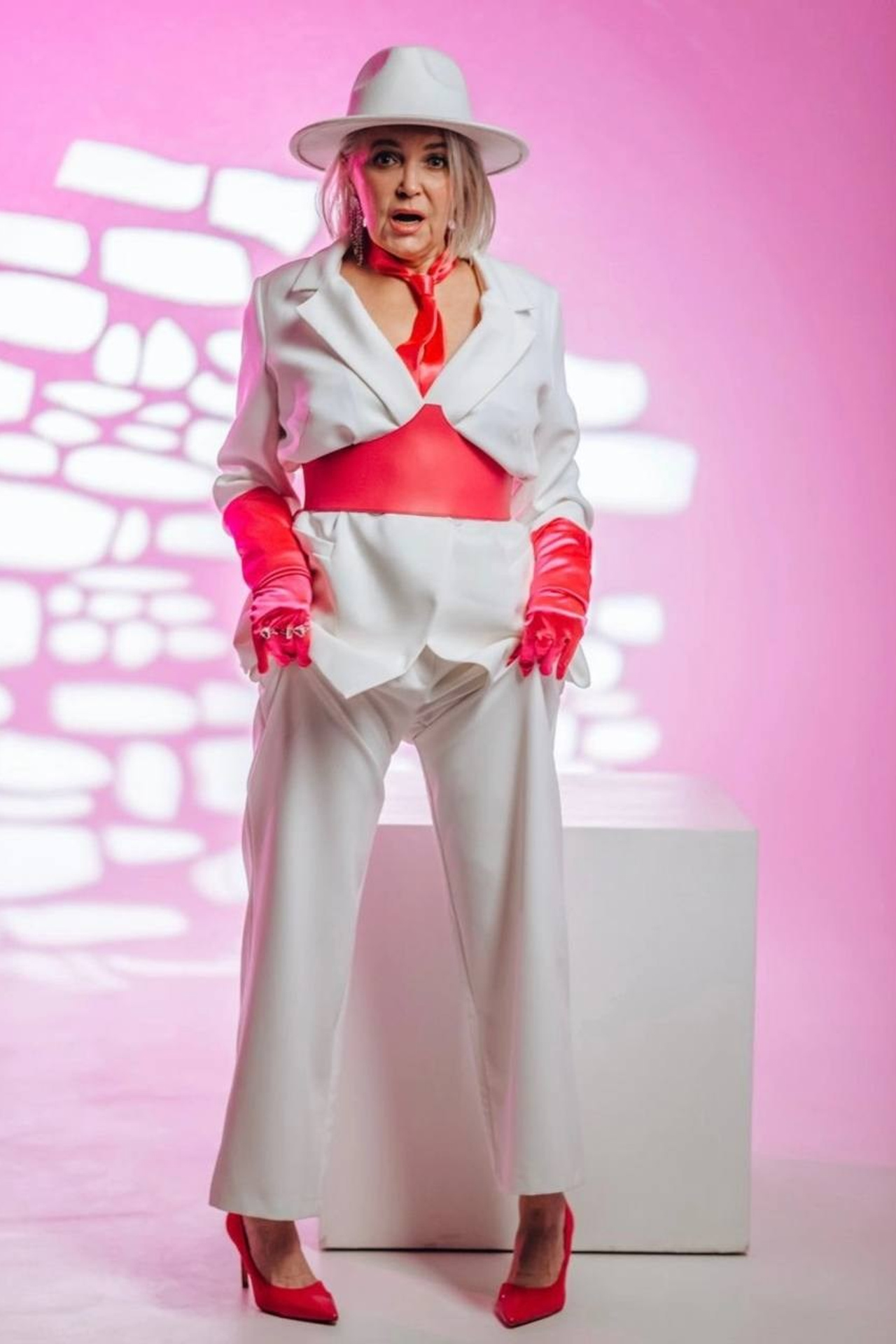 Модель для предметной съемки Оксана А. Н.Н.| Sale Easy