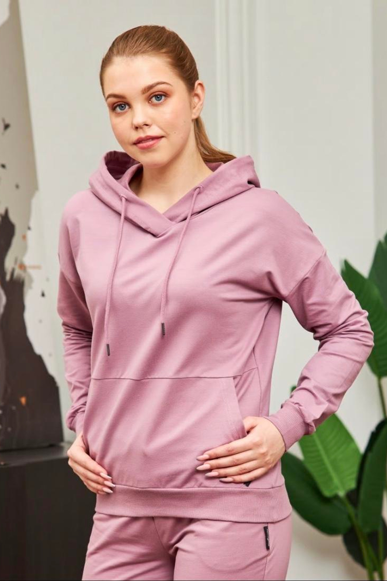 Модель для предметной съемки Мария И. Москва| Sale Easy