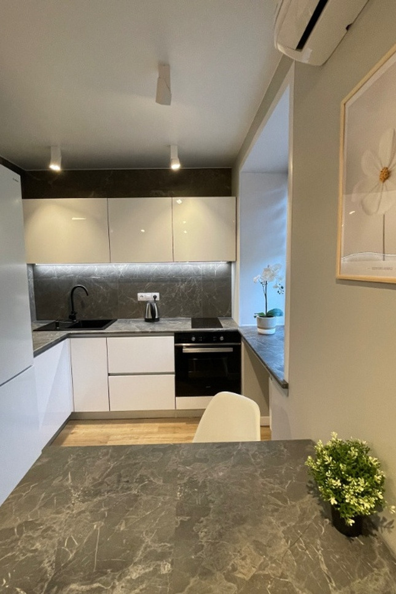 Локация Дом.уют 1ком. на Ленина для предметной съемки Красноярск