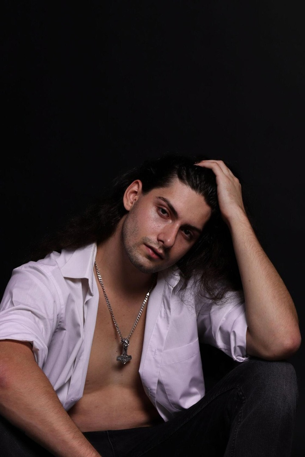 Модель для предметной съемки Николай Москва | Sale Easy