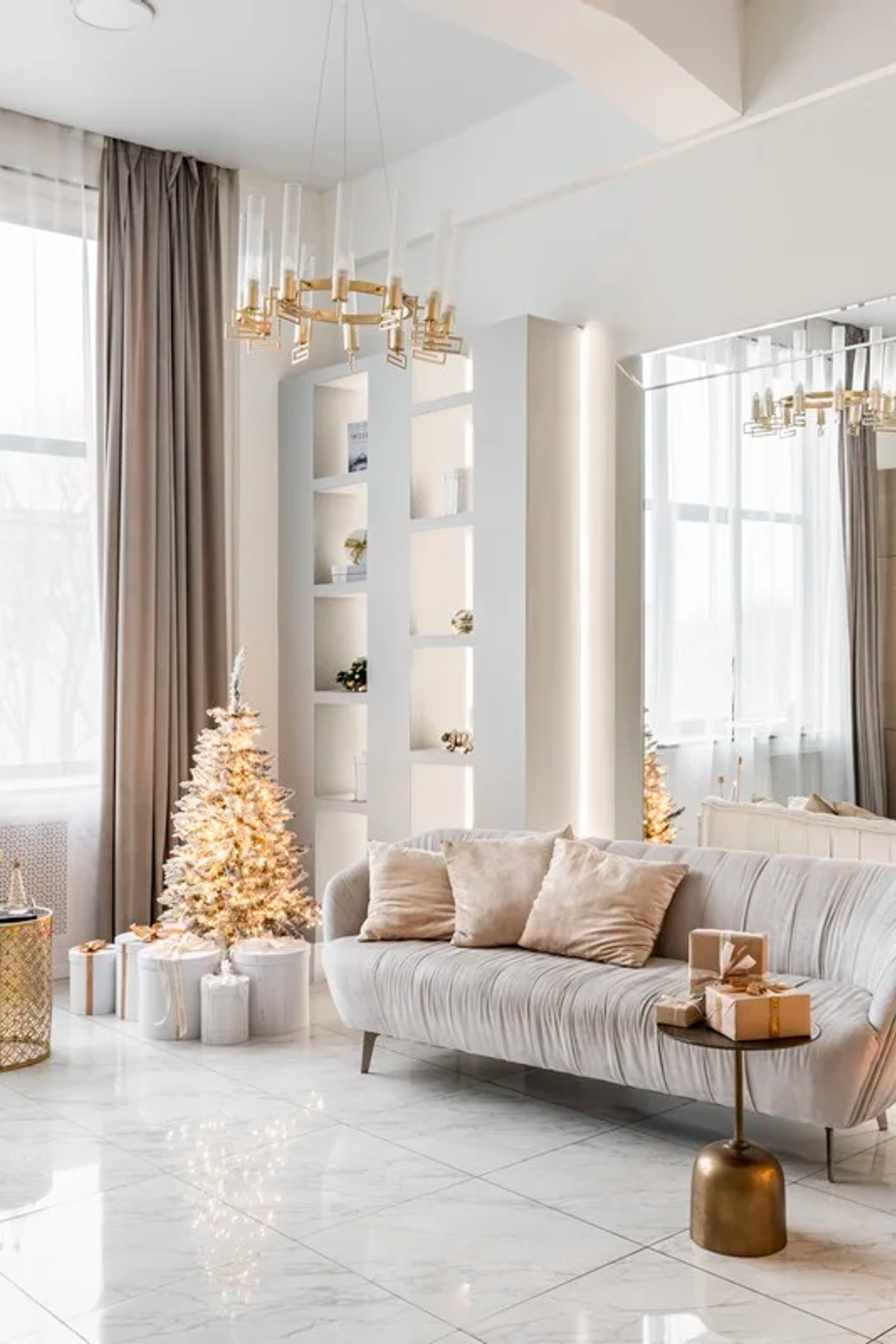 Студия DAILY STUDIO — зал Мишель для предм. съемки С.-Пб|Sale Easy