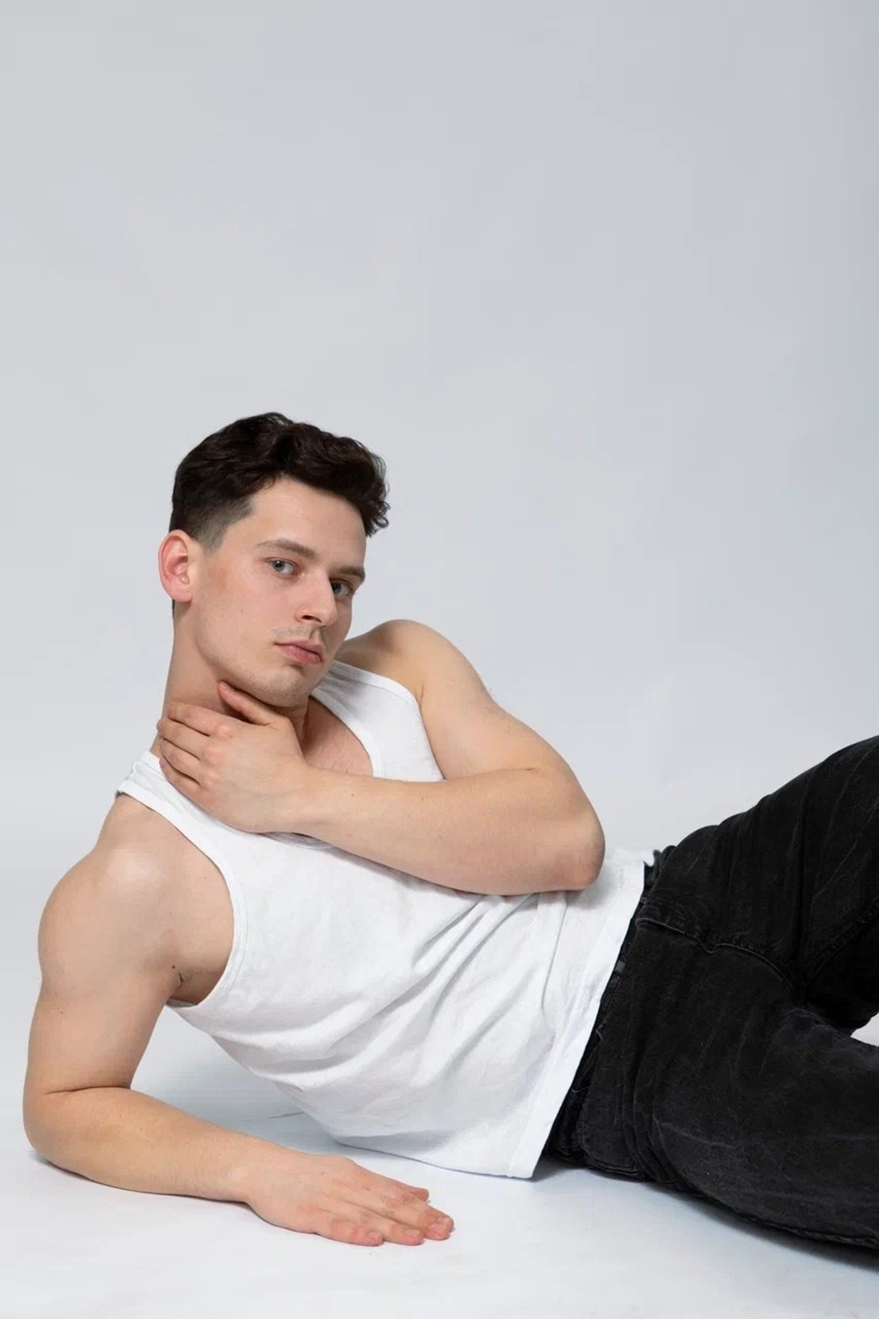 Модель для предметной съемки Александр О Казань| Sale Easy