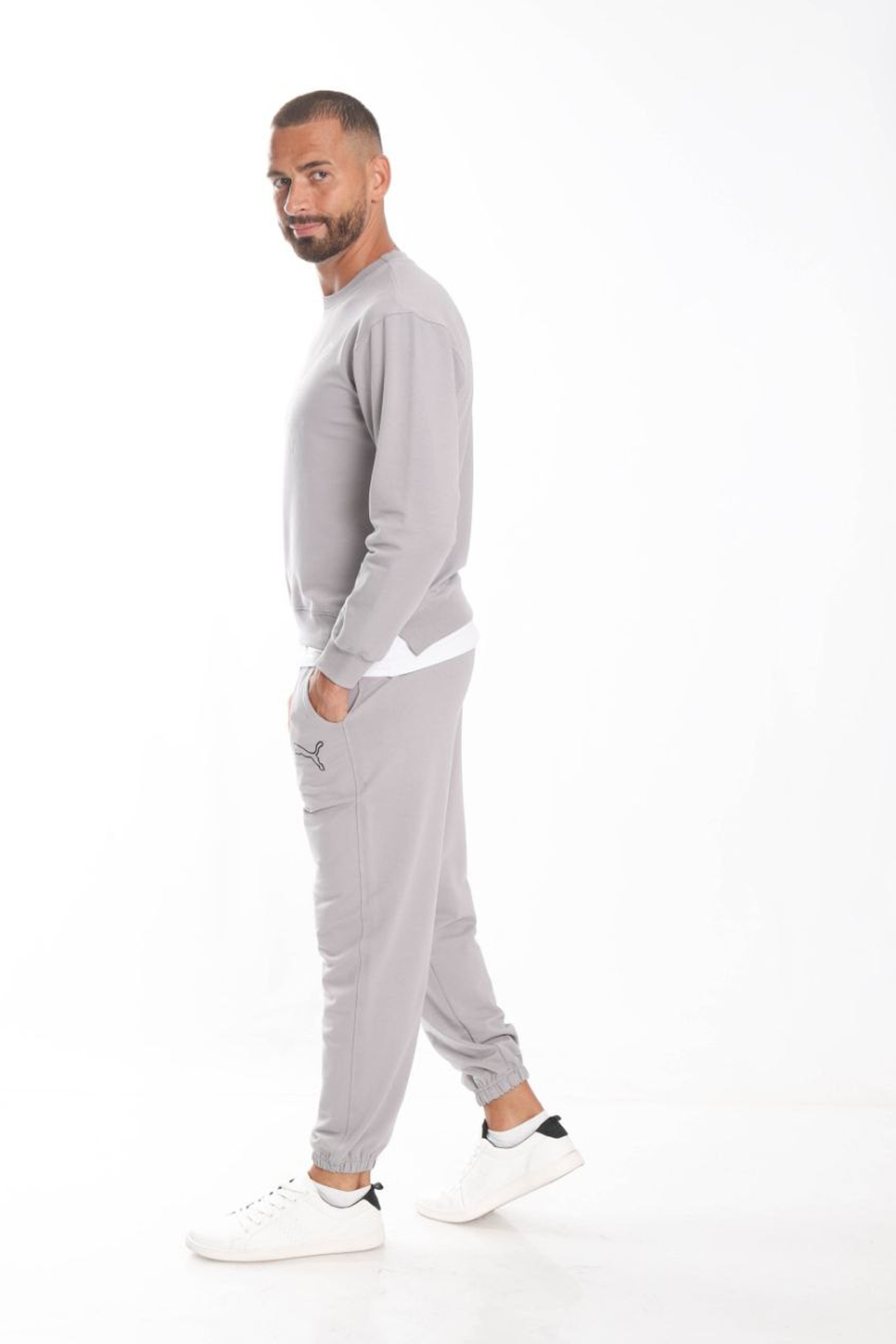 Модель для предметной съемки Иван Москва | Sale Easy