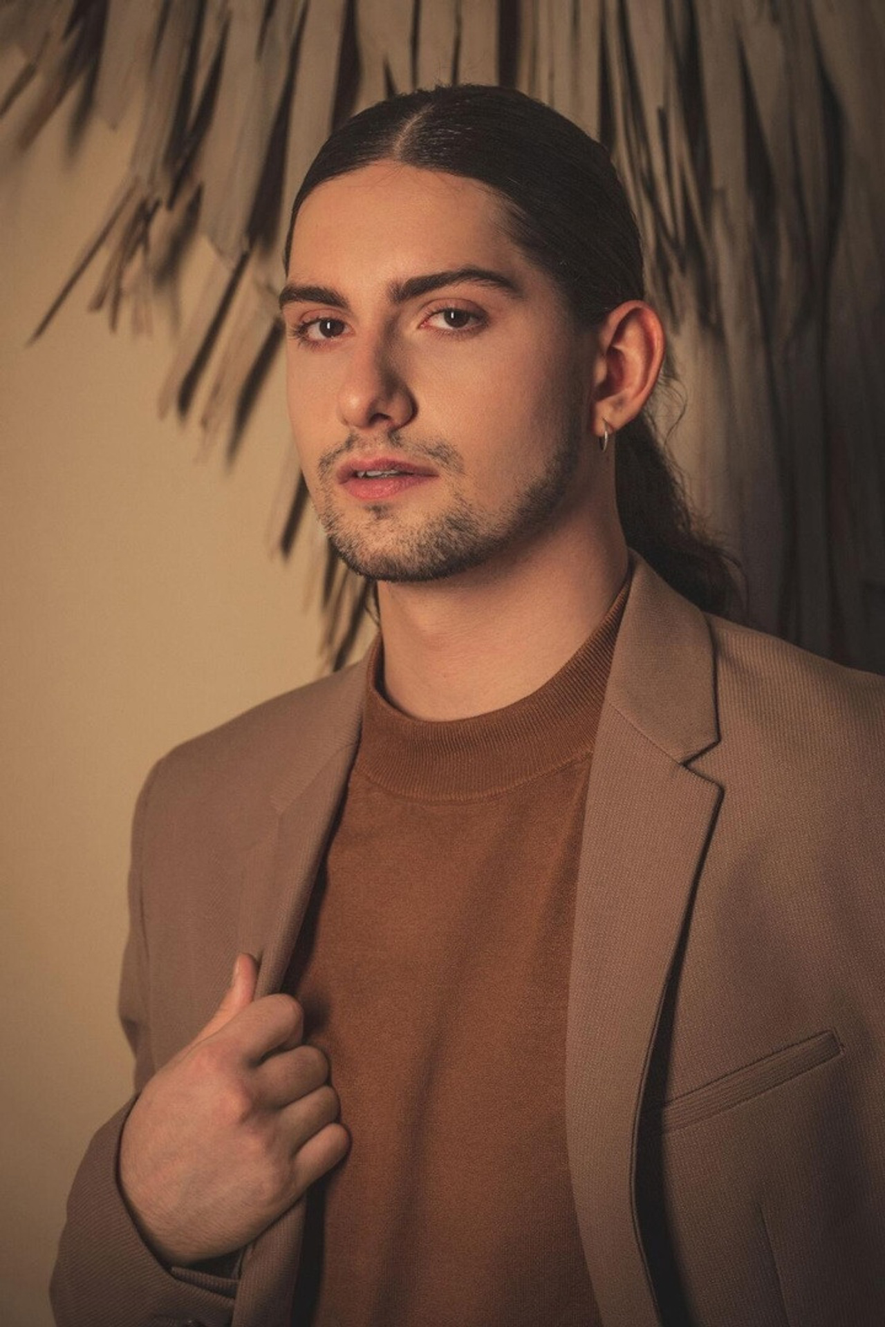 Модель для предметной съемки Николай Москва | Sale Easy