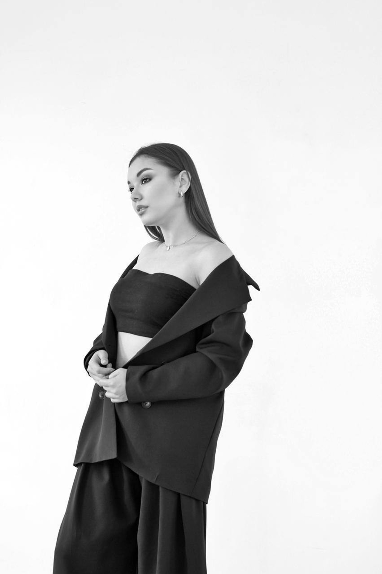 Модель для предметной съемки Элнонора А Казань| Sale Easy