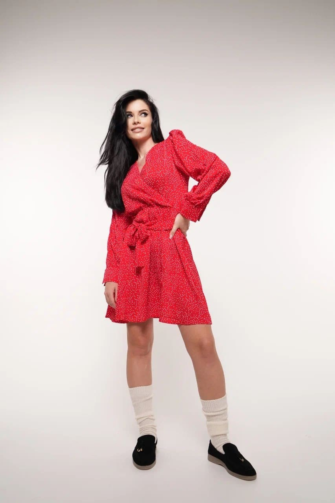 Модель для предметной съемки Оксана 10 260 Москва| Sale Easy