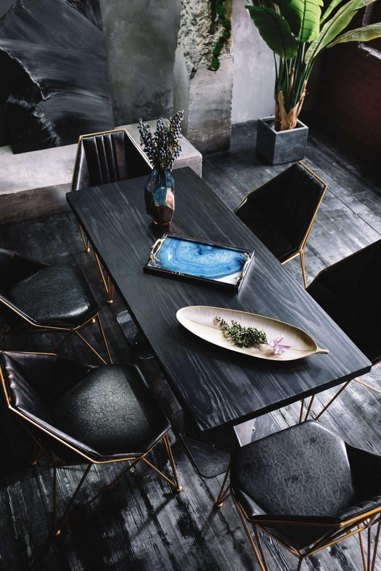 Студия VANGUARD STUDIO — зал Убуд для предм. съемки С.-Пб|Sale Easy