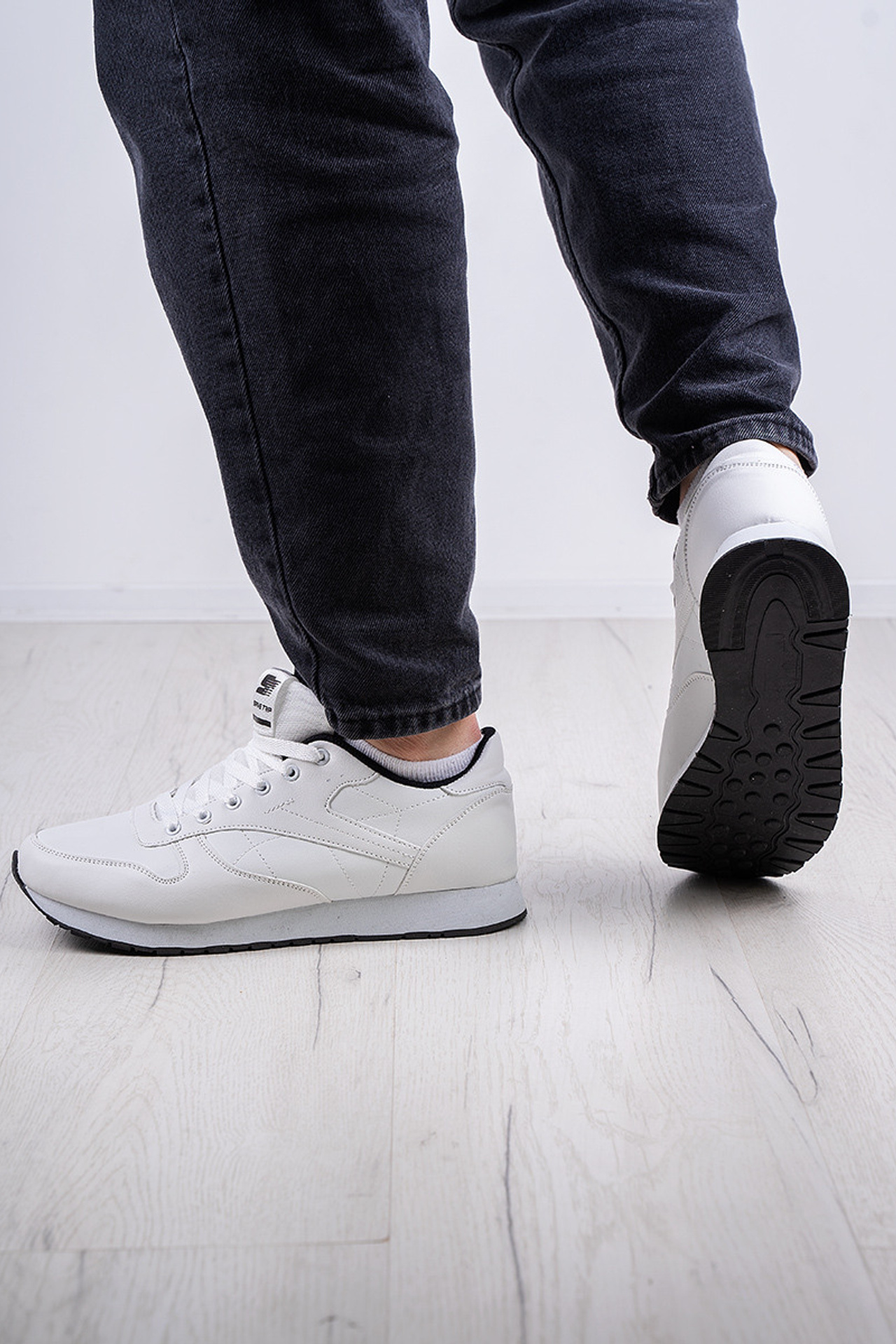 Портфолио. Фото мужской одежды для маркетплейсов | Sale Easy