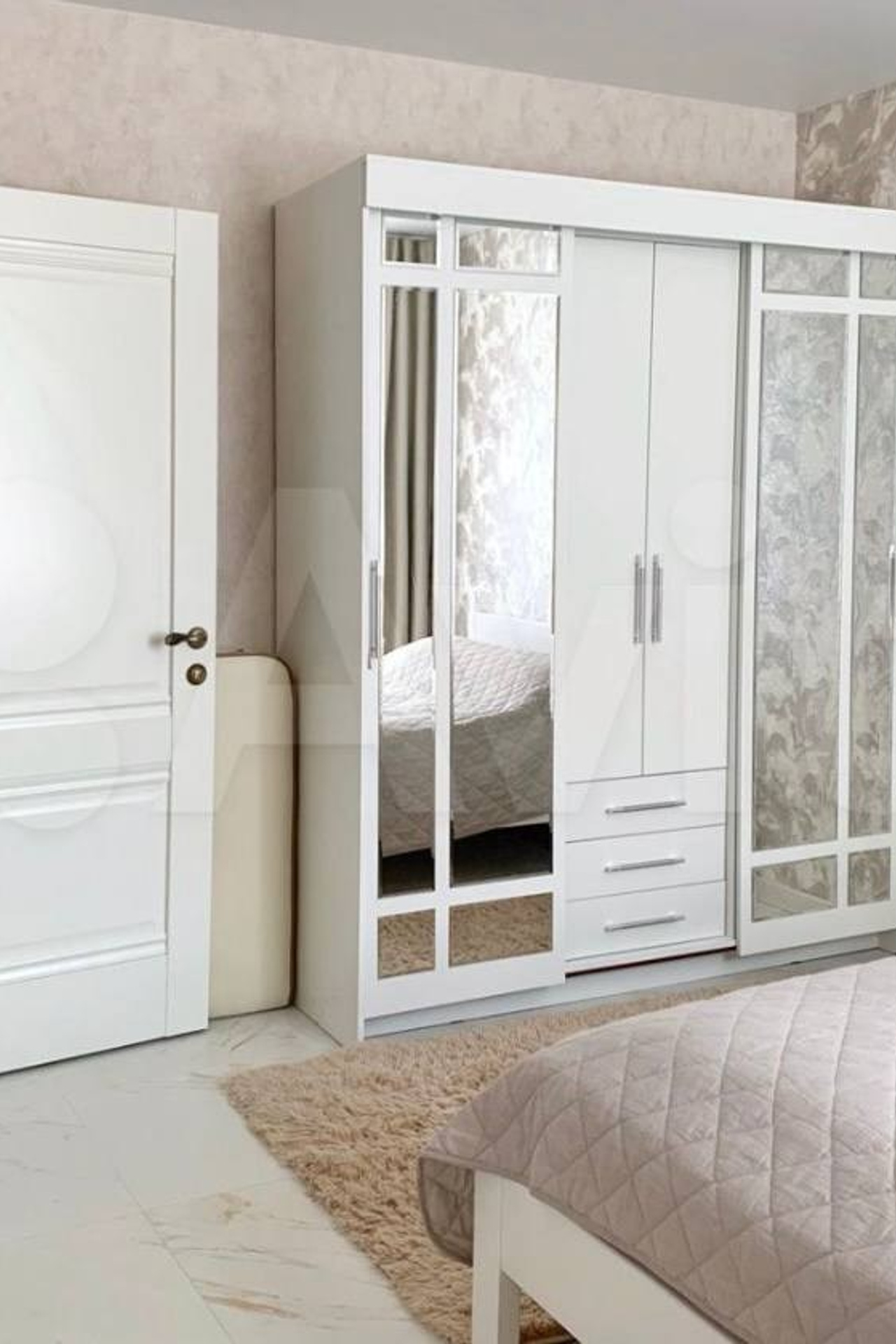 Светлая квартира на Белинского для предметной съемки Н.Н.|Sale Easy