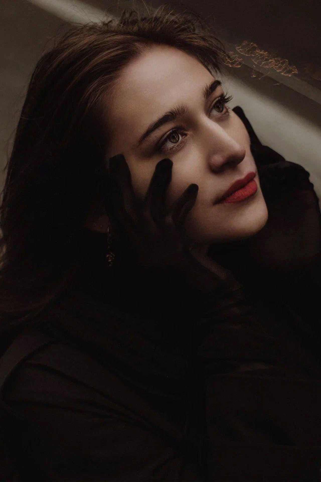 Модель plus size для предметной съемки Нина Москва | Sale Easy