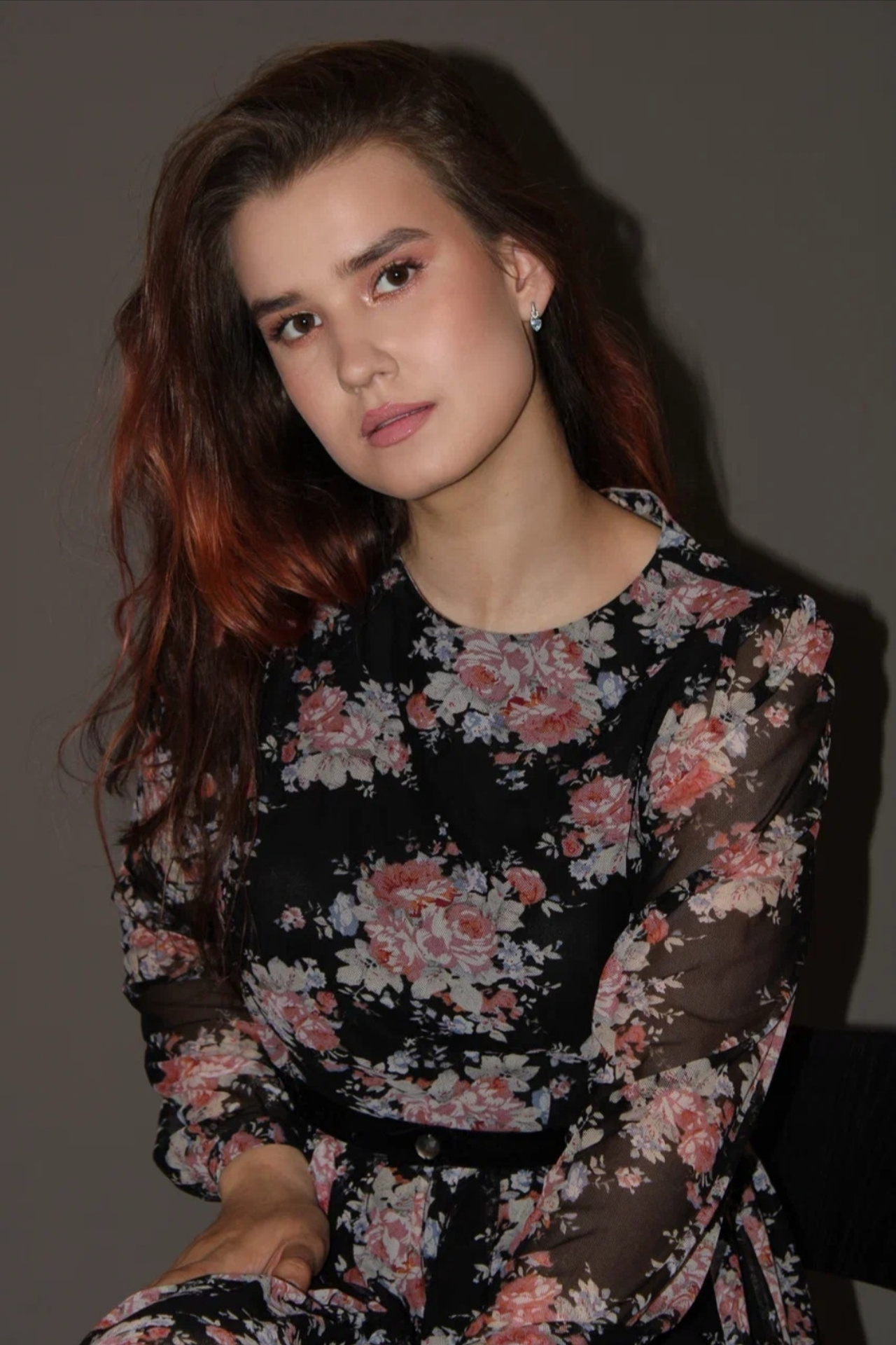 Модель для предметной съемки Элина А Казань| Sale Easy