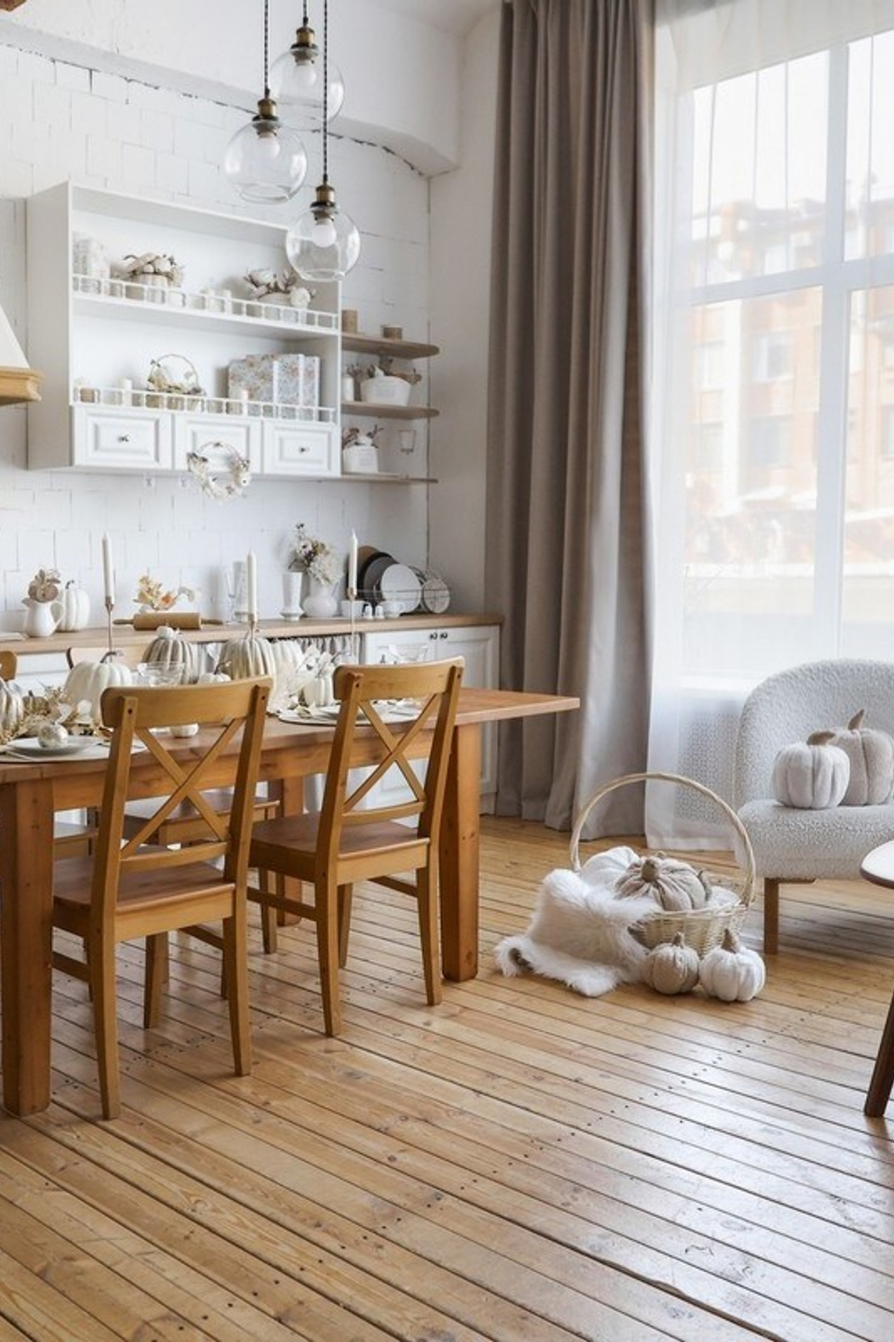 Студия DAILY STUDIO — зал Melody для предм. съемки С.-Пб|Sale Easy