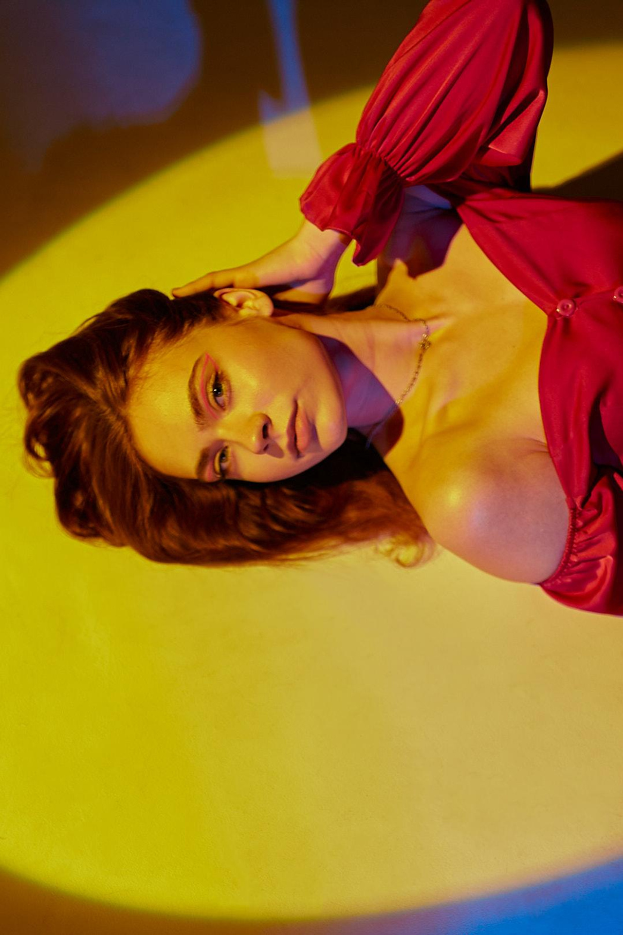 Модель для предметной съемки Рада Н.Новгород | Sale Easy