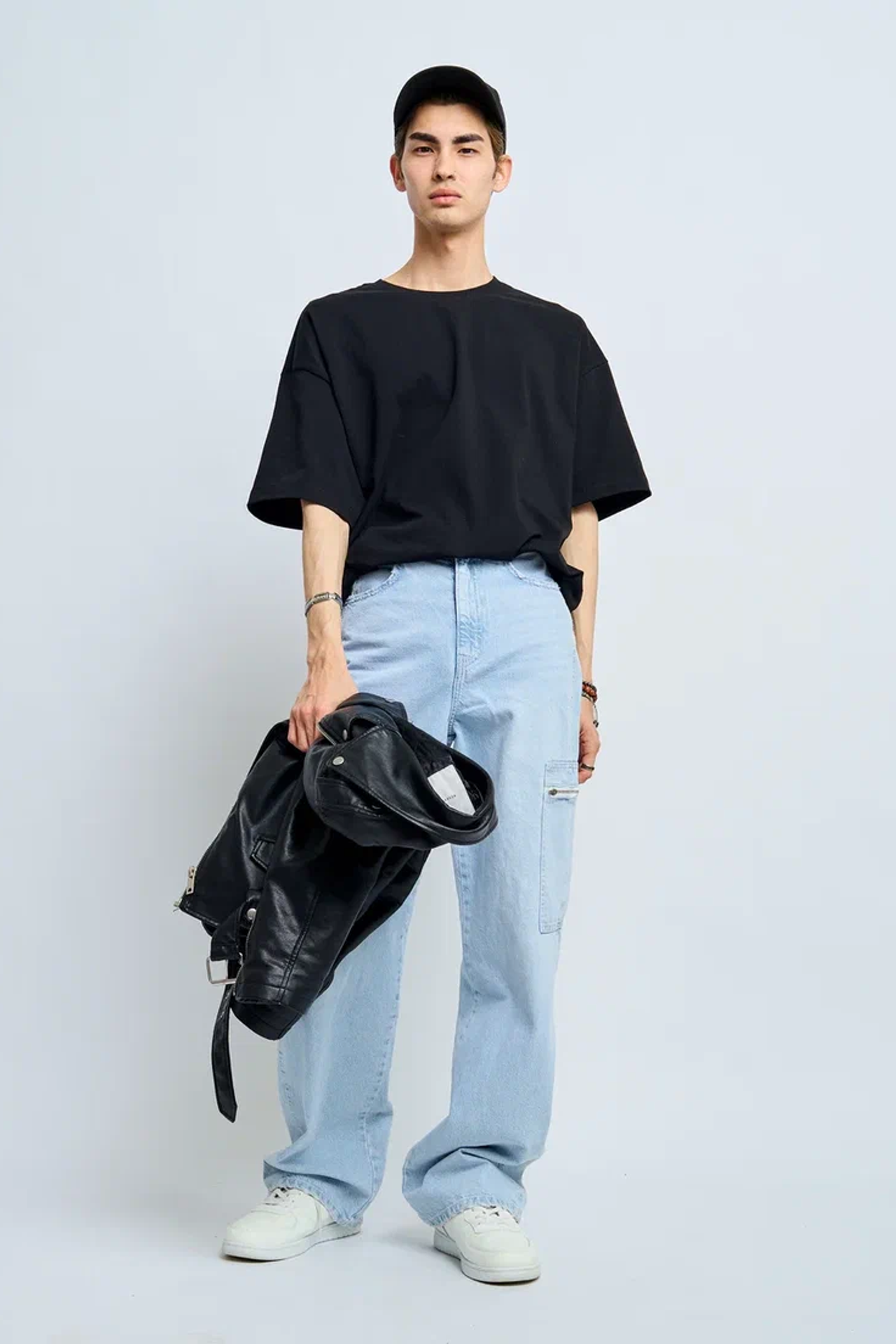 Модель для предметной съемки Роман Ал. Москва | Sale Easy