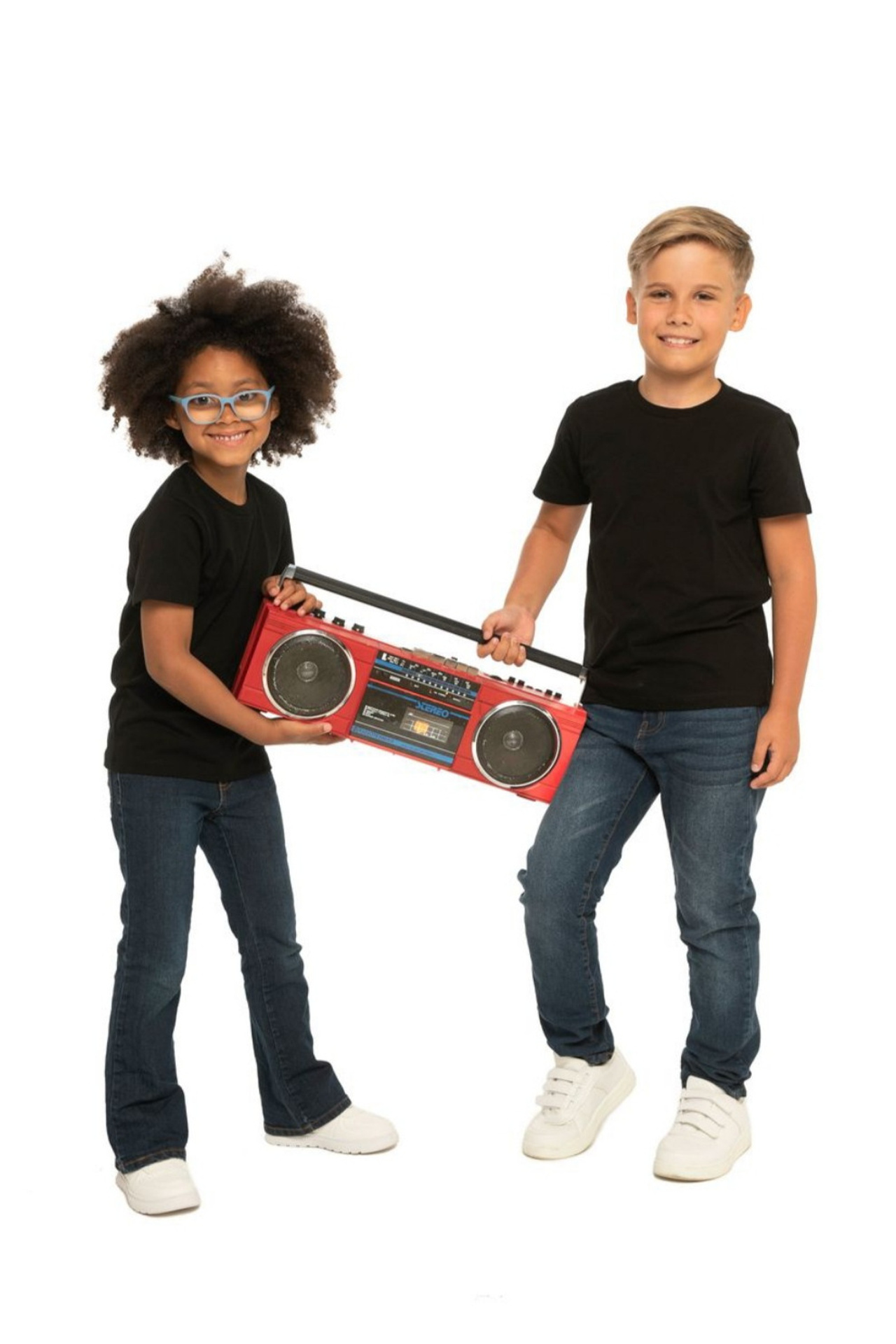 Модели дети для предметной съемки Ребекка Нгема Москва | Sale Easy