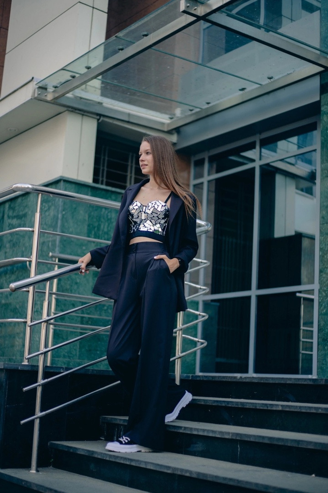 Модель для предметной съемки Милана А Н.Новгород |Sale Easy