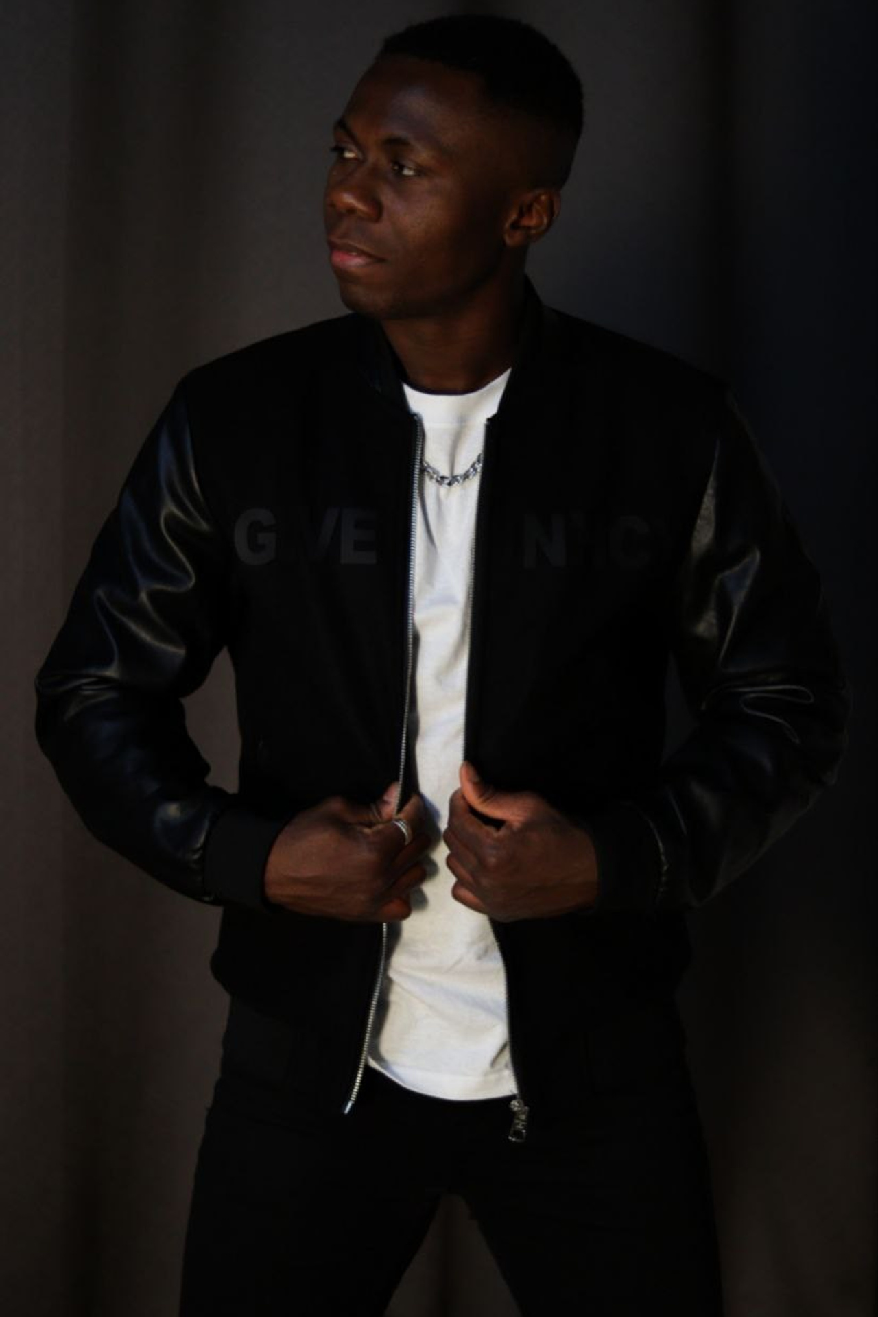 Модель для предметной съемки Эрик id 26041 Москва| Sale Easy