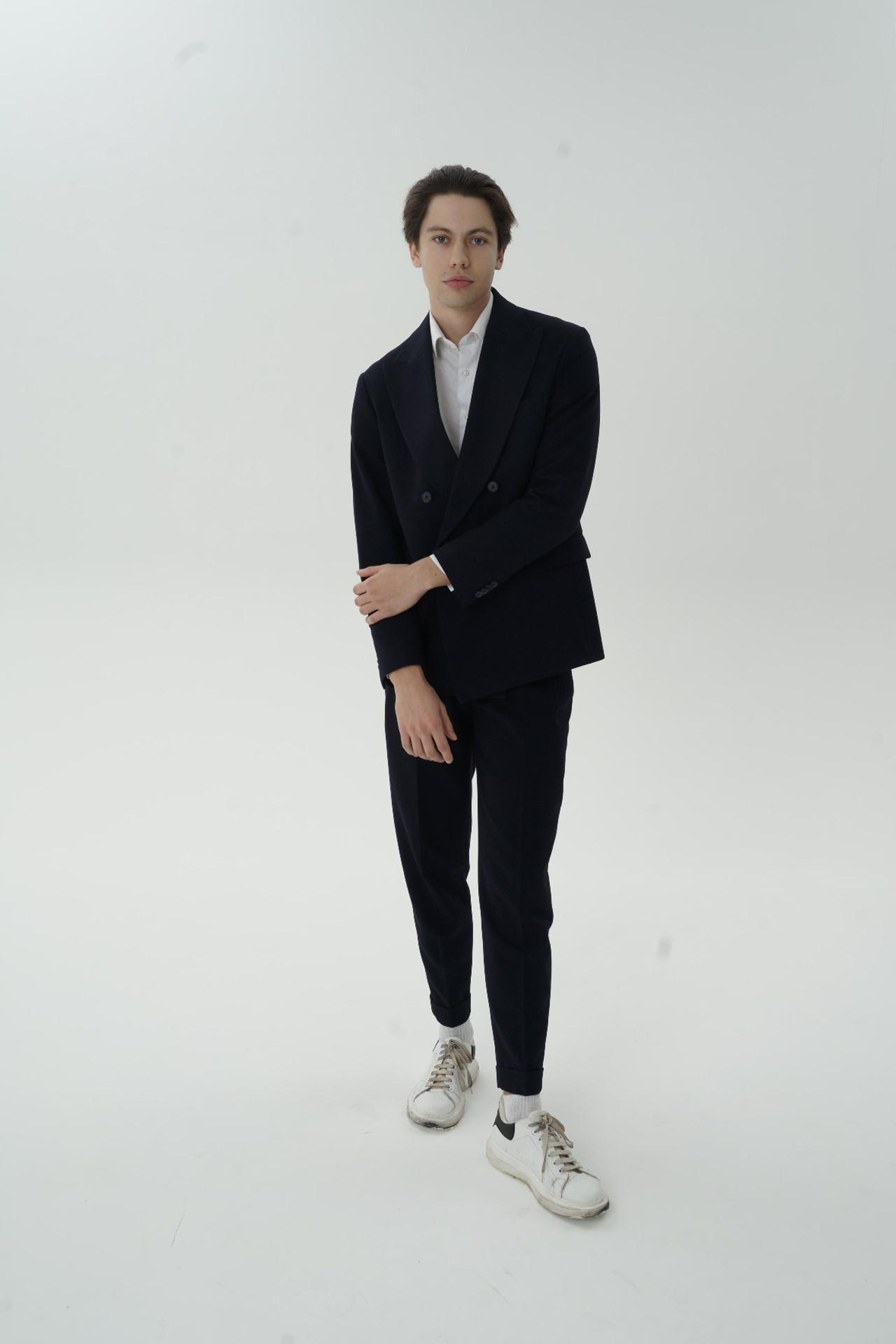 Модель для предметной съемки Максим Г Казань| Sale Easy