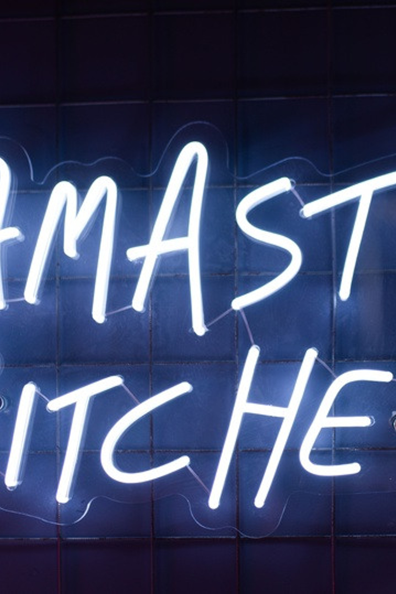 Студия 2412STUDIO Зал #NEON для предметной съемки Сочи|Sale Easy