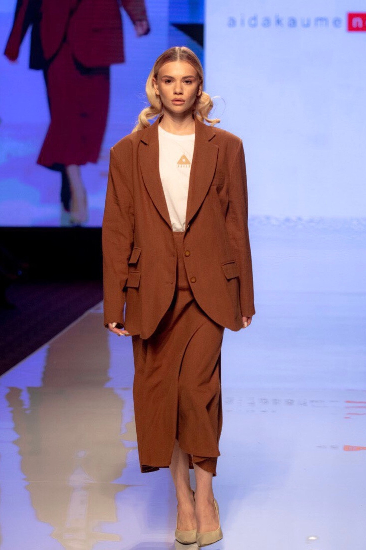 Модель для предметной съемки Эвелина А.Казань| Sale Easy