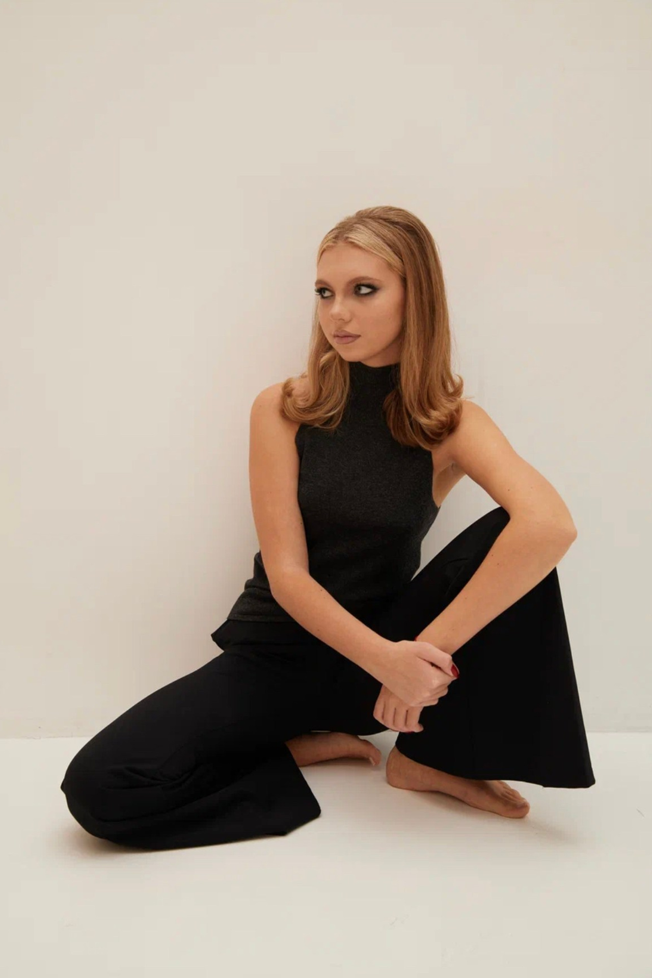 Модель для предметной съемки Мари Москва| Sale Easy