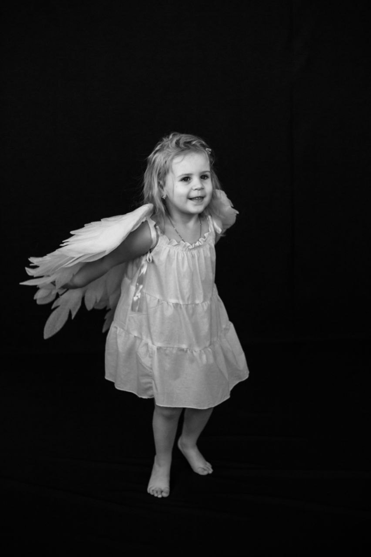 Модель девочка для предметной съемки Мирослава Казань| Sale Easy